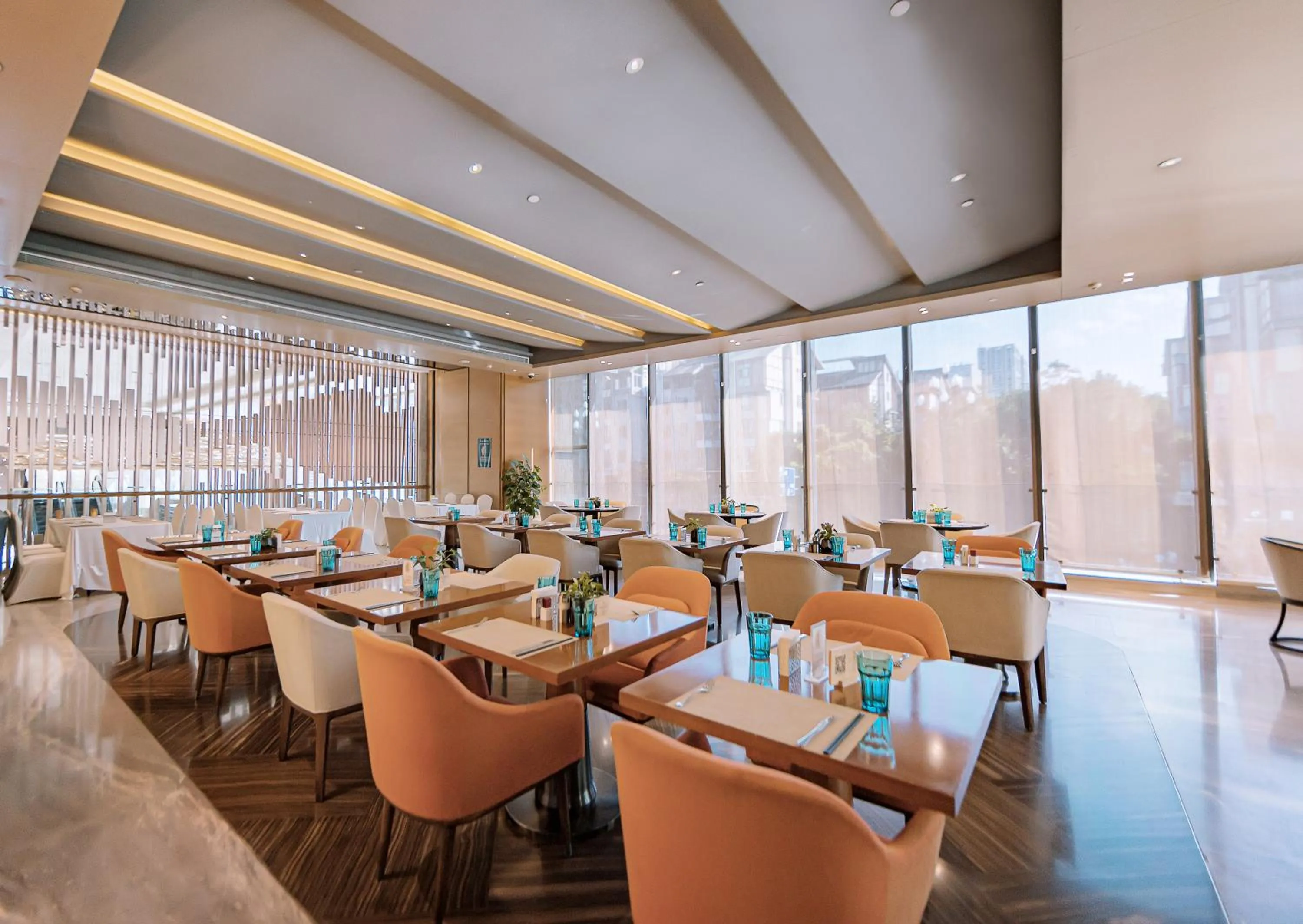 Breakfast in Crowne Plaza Yibin by IHG