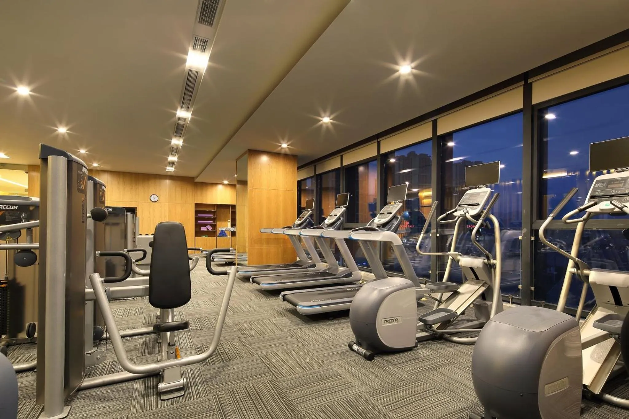Fitness centre/facilities in Crowne Plaza Yibin by IHG