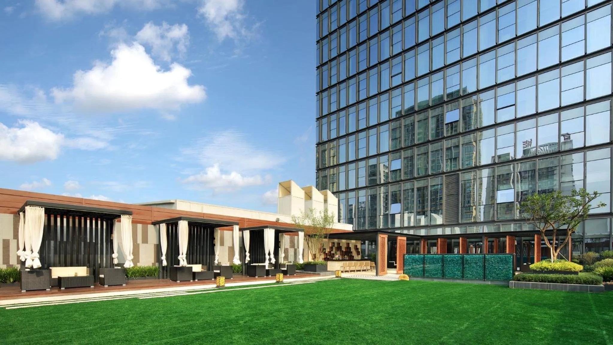 Fitness centre/facilities in Crowne Plaza Yibin by IHG