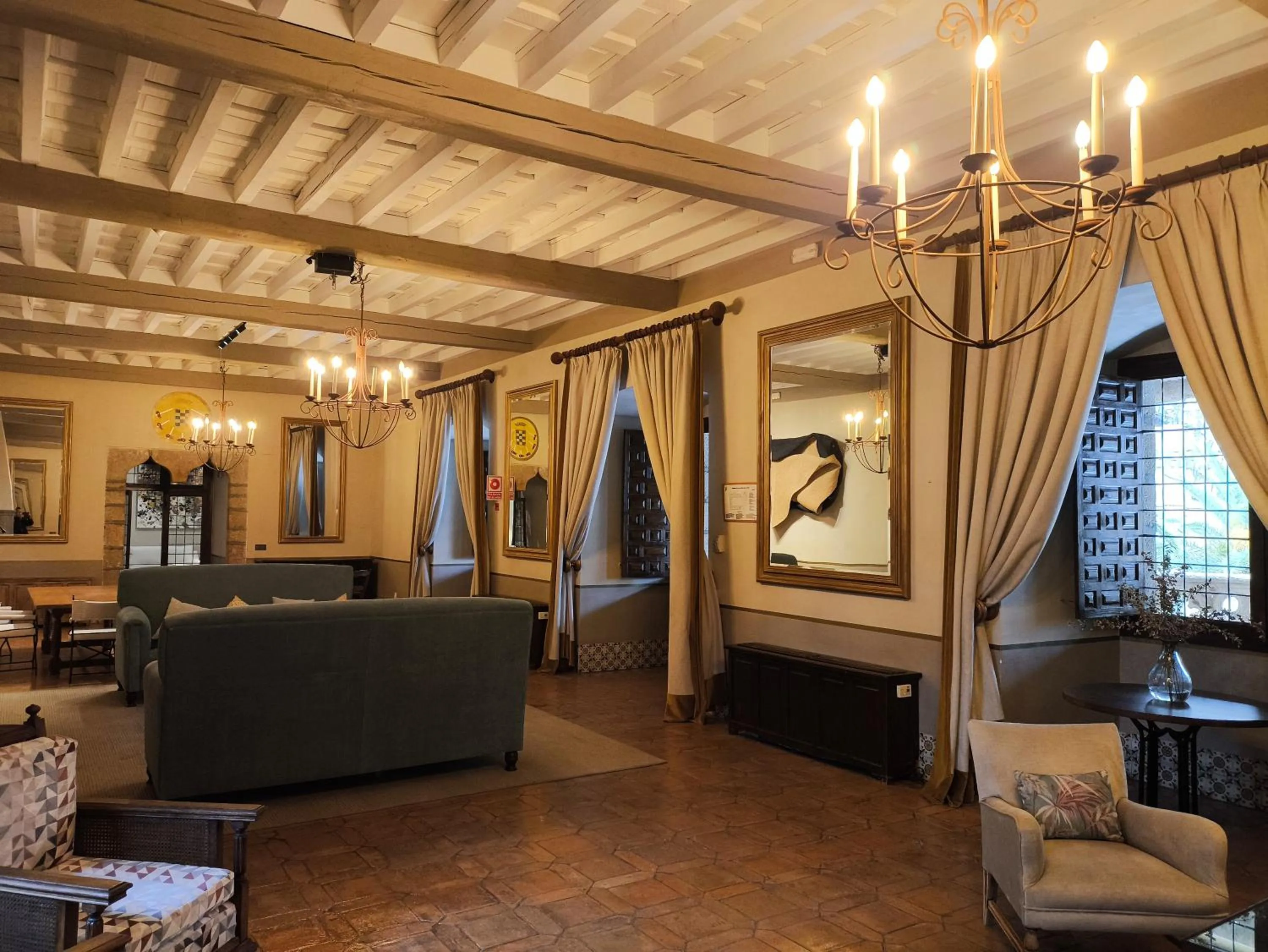 Living room in Parador de Jarandilla de la Vera