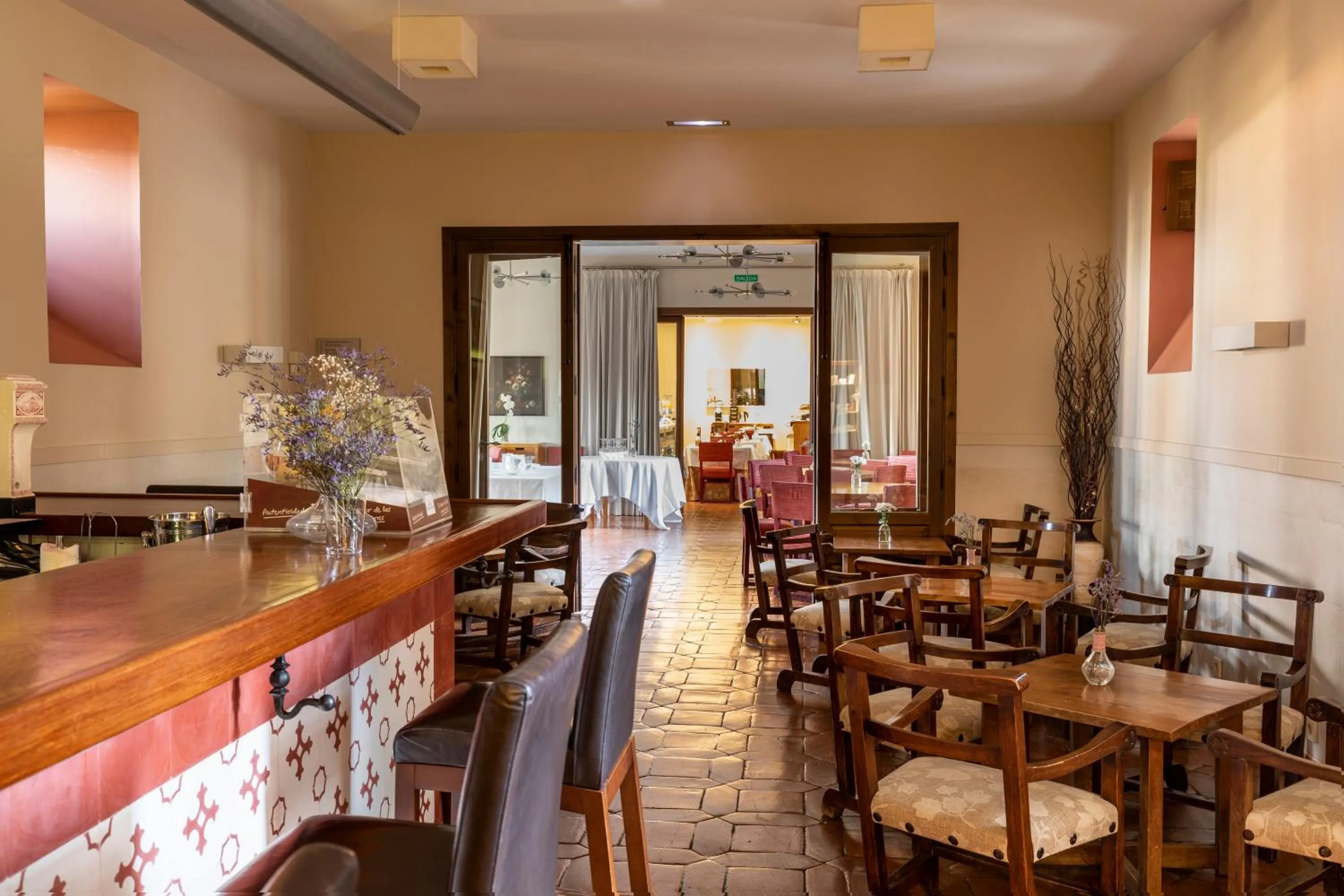 Lounge or bar in Parador de Jarandilla de la Vera