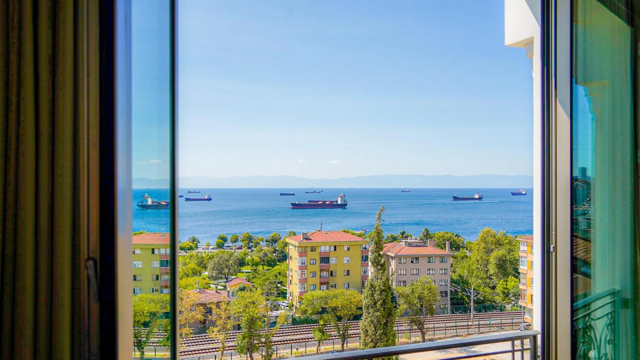 The Grand Mira Business Hotel