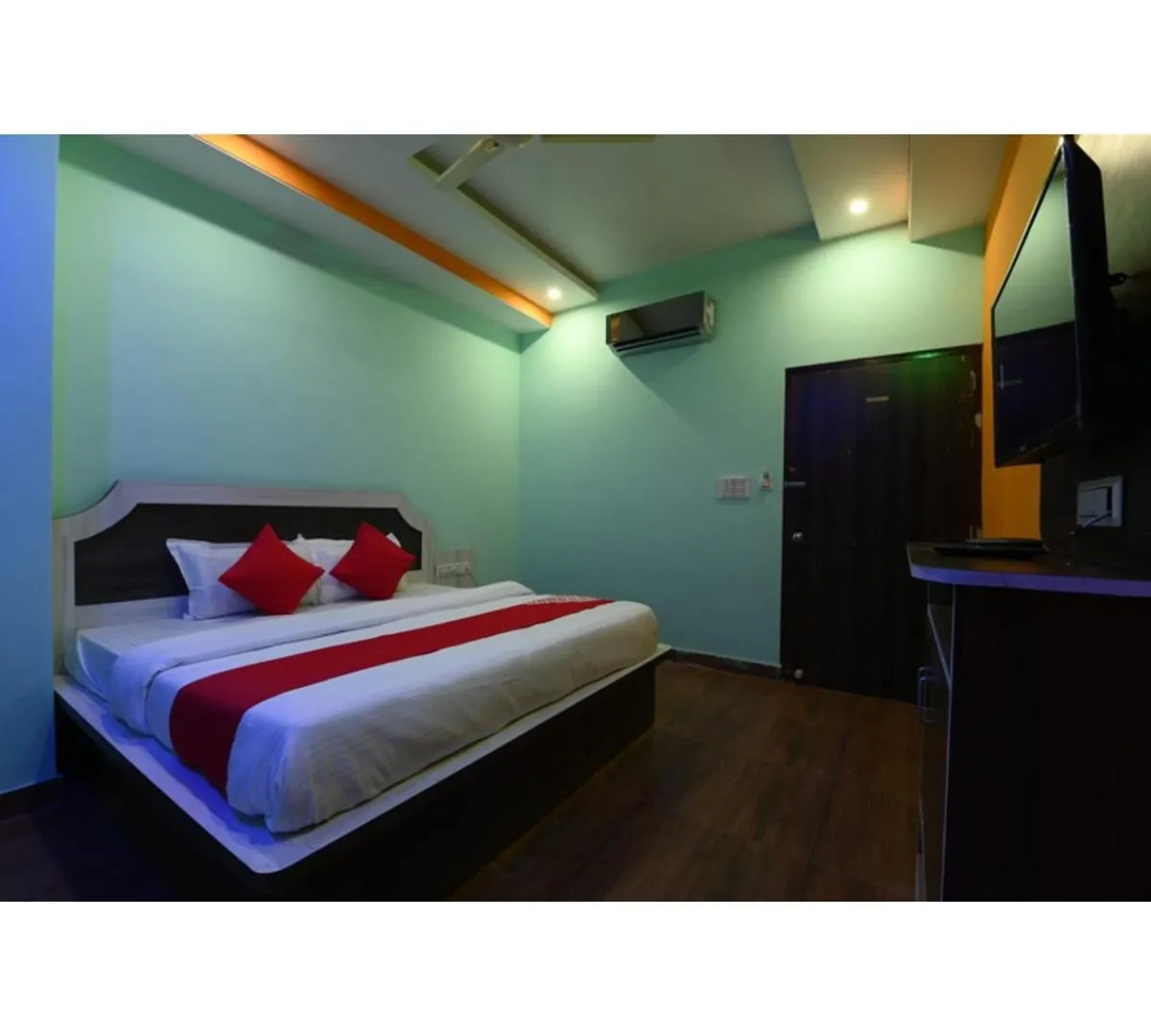 Bed in Hotel Lakhdatar Palace