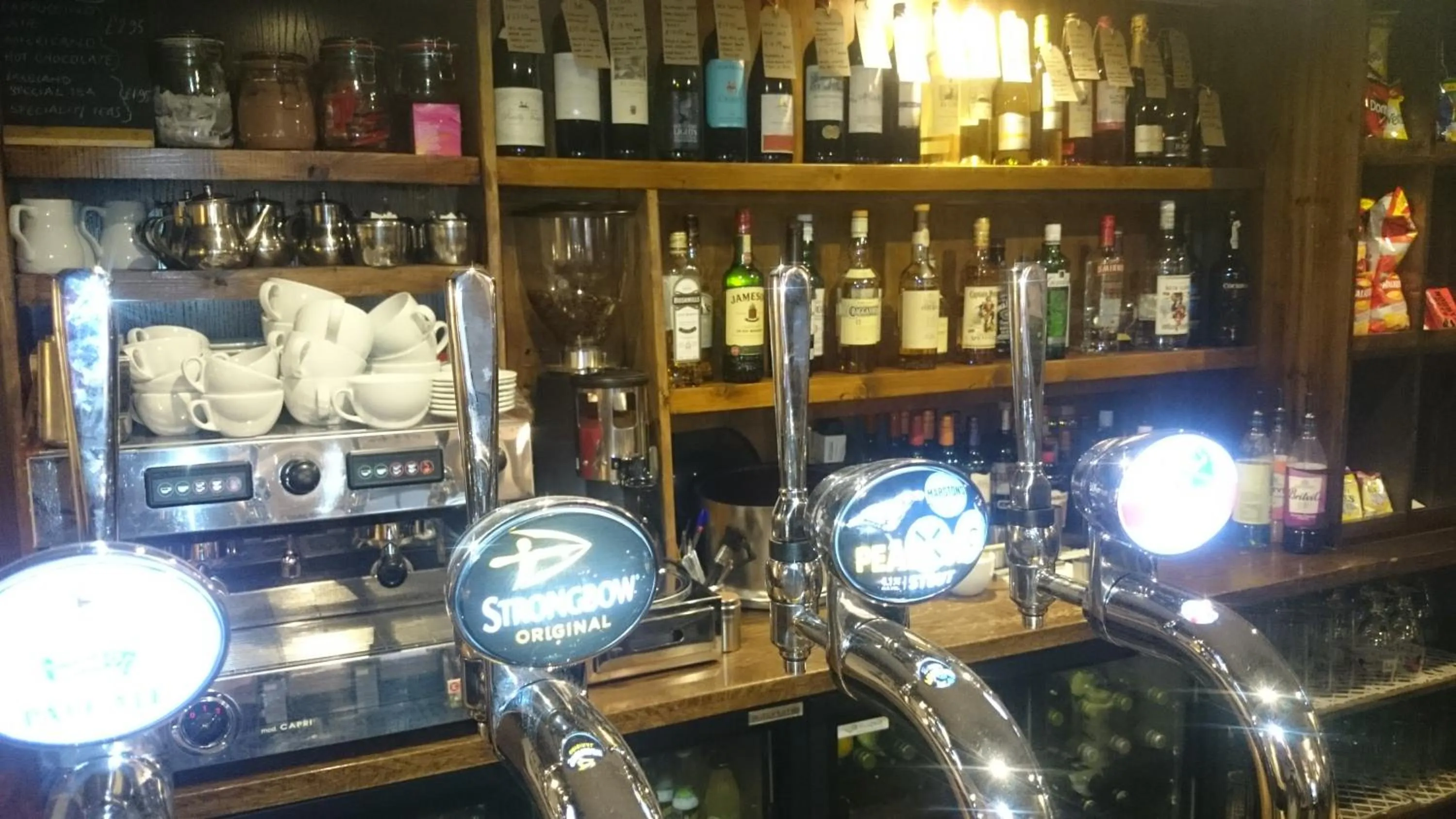 Lounge or bar in The Silverdale Hotel