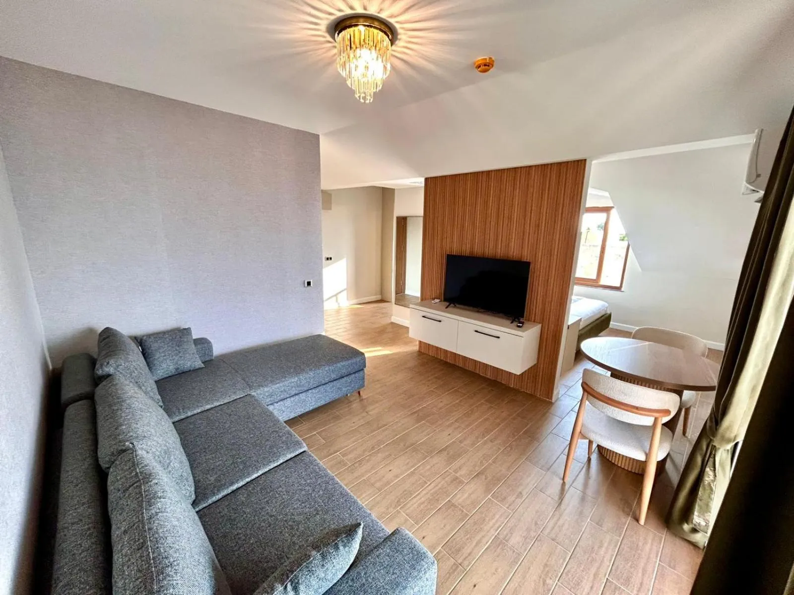 TV and multimedia in Castello By Mediterra Hotel