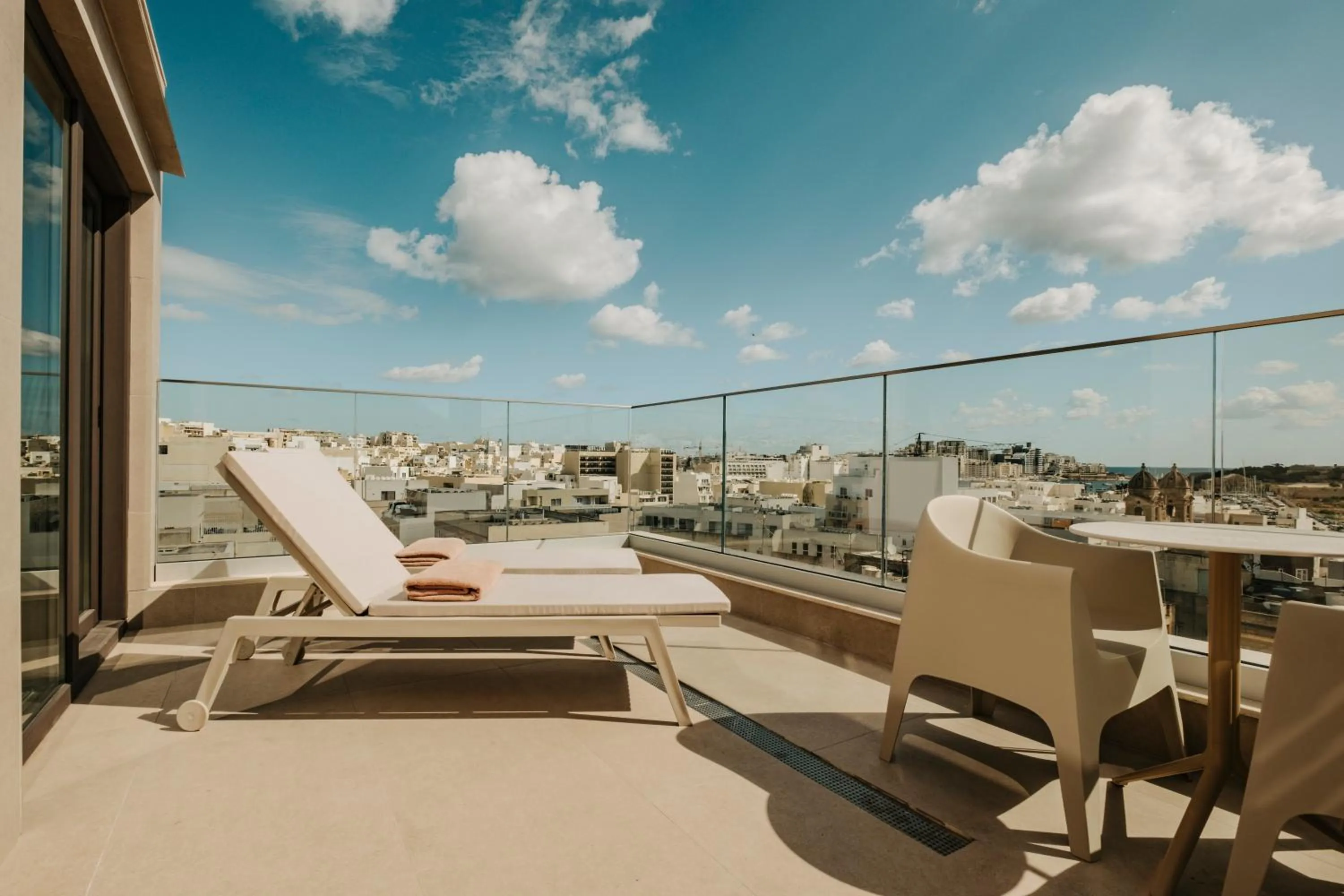 Balcony/Terrace in Regional Hotel by NEU Collective