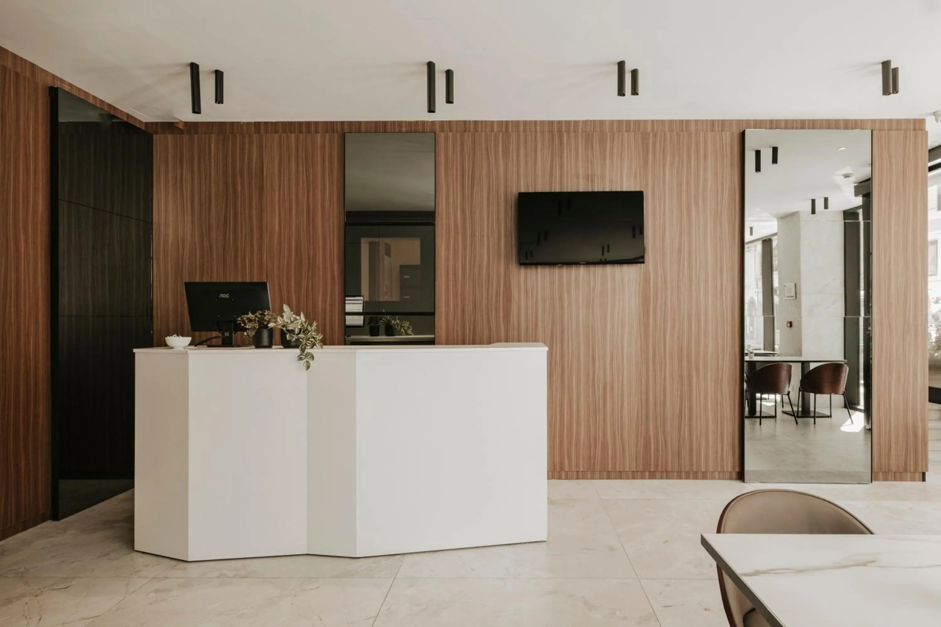 Lobby or reception in Regional Hotel by NEU Collective