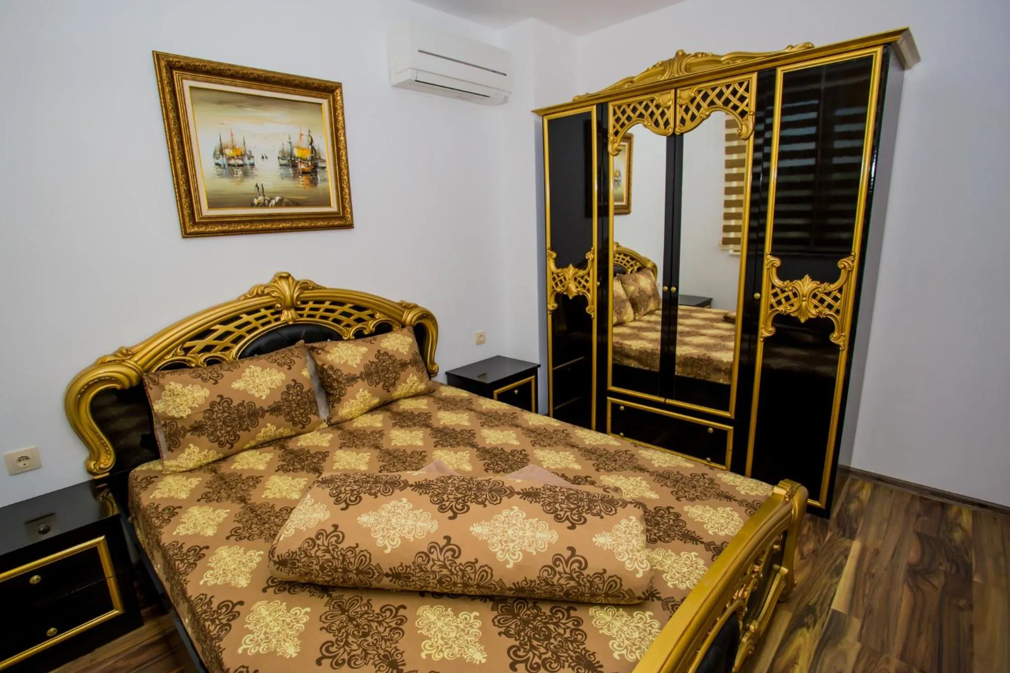 Photo of the whole room, Bed in Boutique Apart Hotel Versis