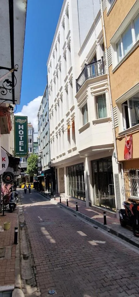 Property building in Saygın Hotel Beşiktaş