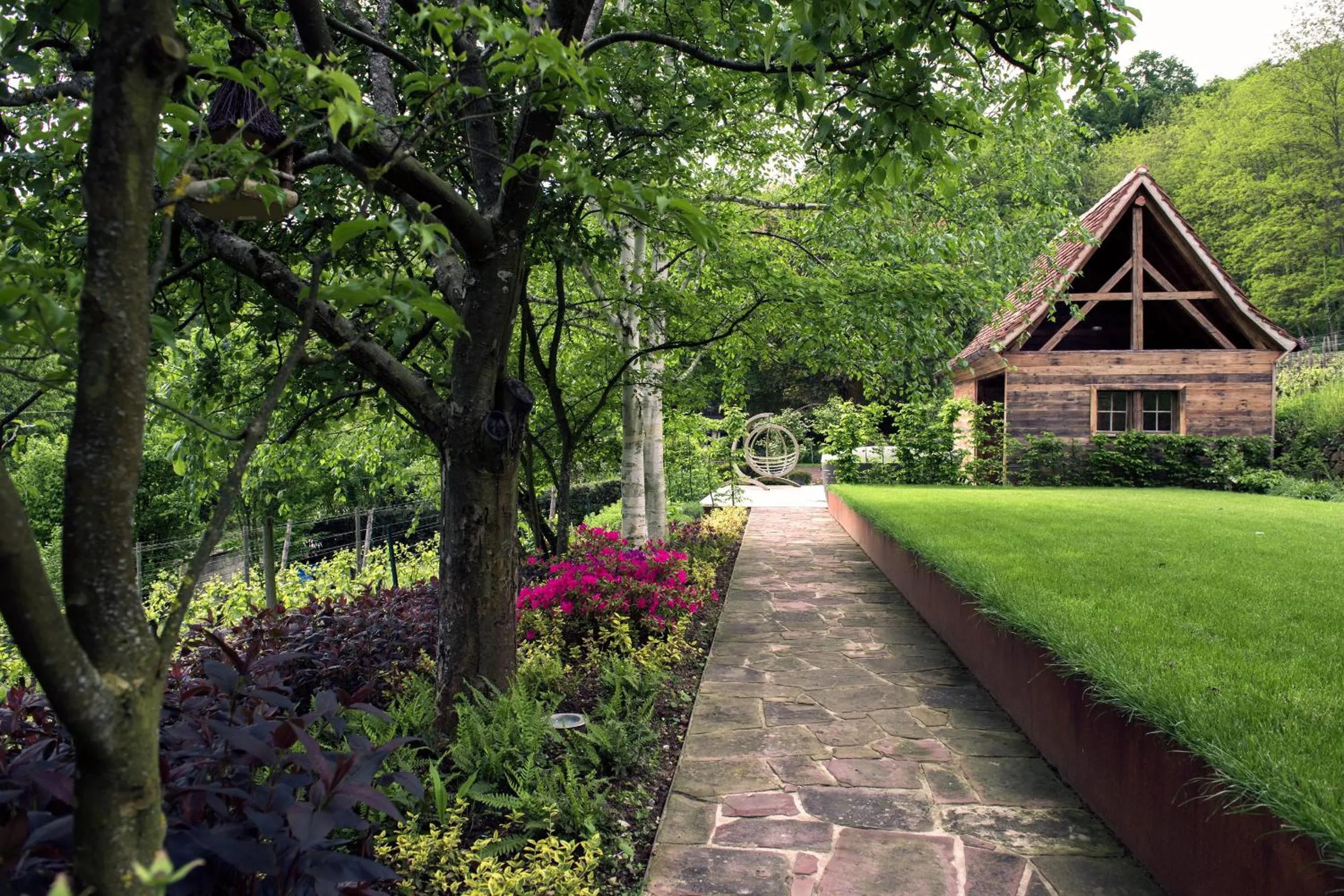 Garden view in Le B Cottage & SPA Privé