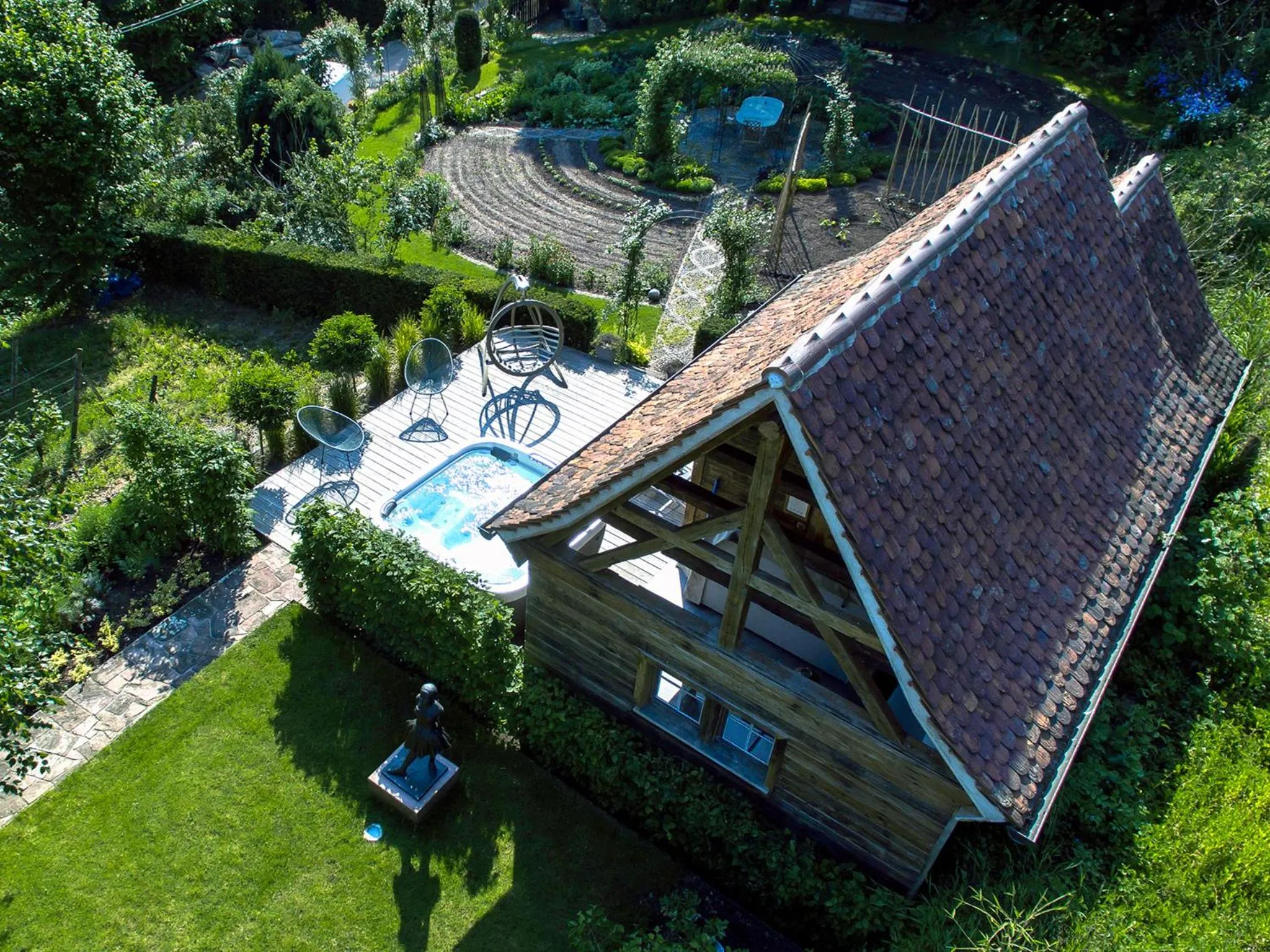 Bird's eye view in Le B Cottage & SPA Privé