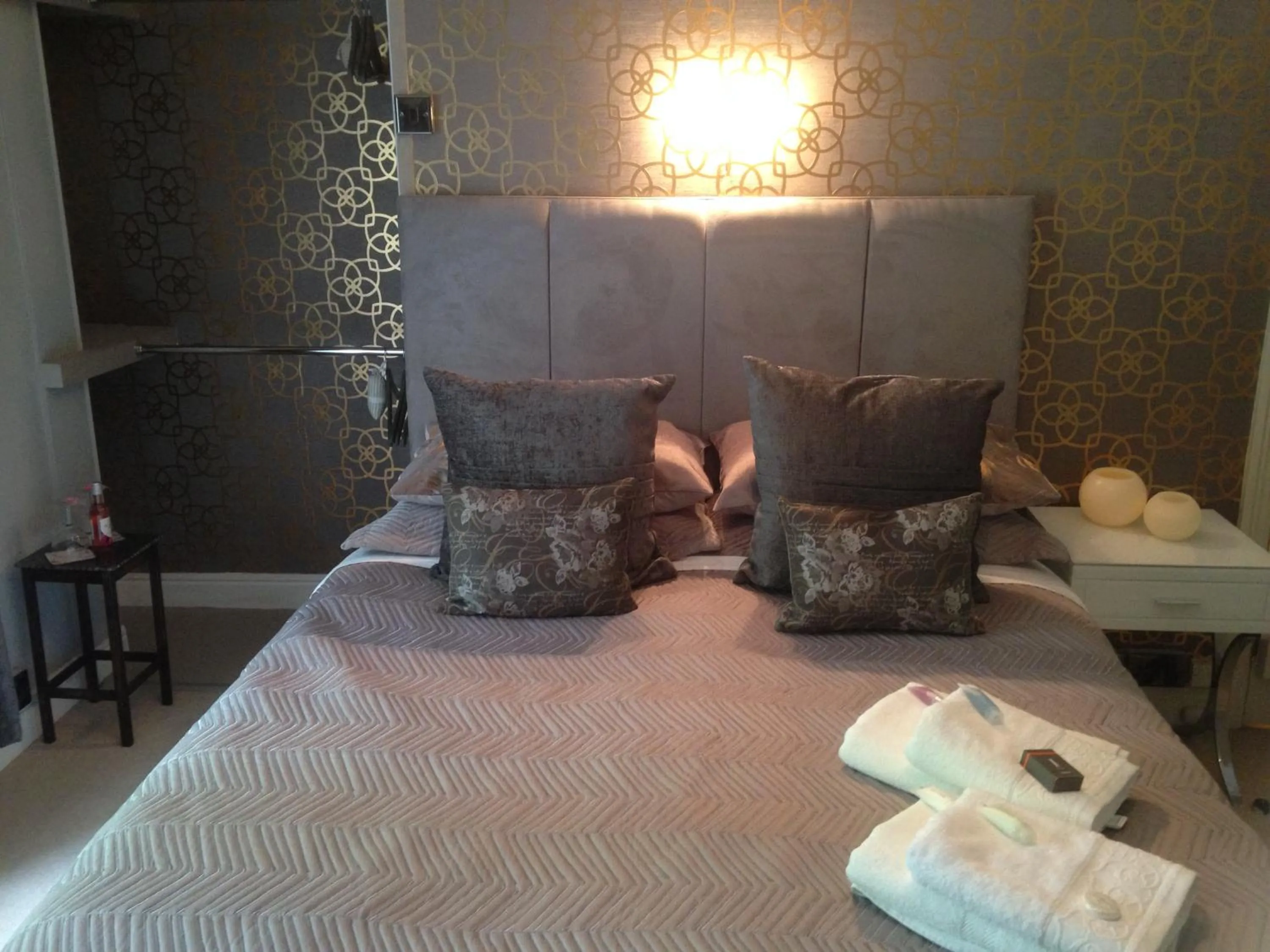 Decorative detail in Slayleigh B&B, Matlock