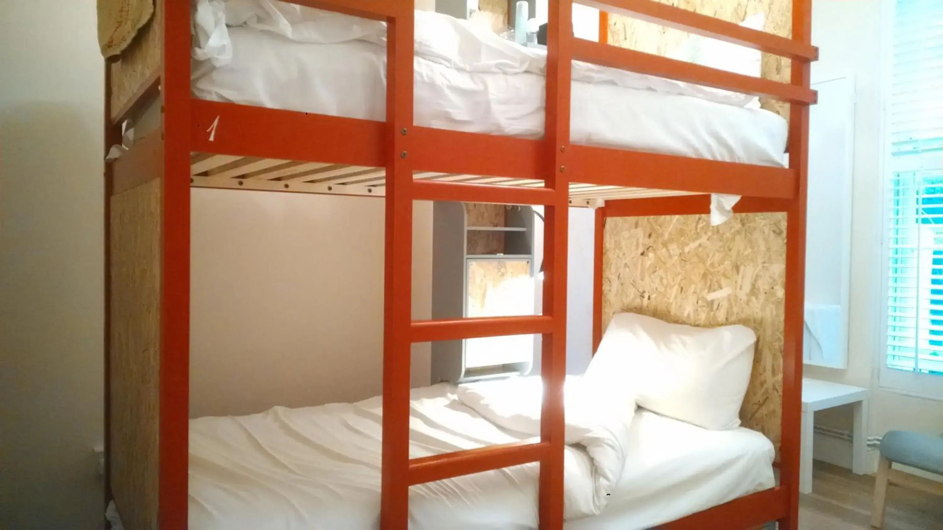 Bed in 6-Bed Female Only Dormitory Room in Park Villa Boutique Hostel Bed in 6-Bed Female Only Dormitory Room in Park Villa Boutique Hostel