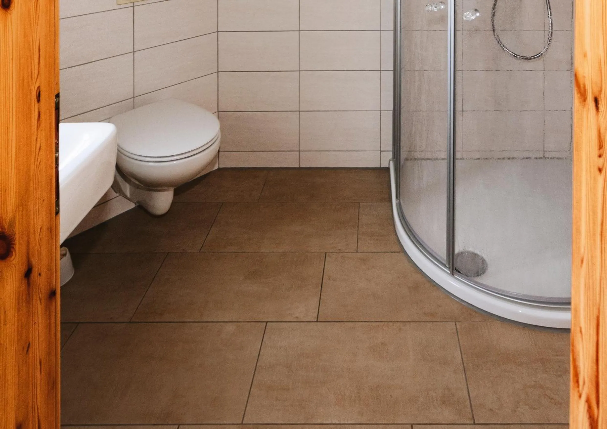 Bathroom in Landgasthof Zur Wildbahn