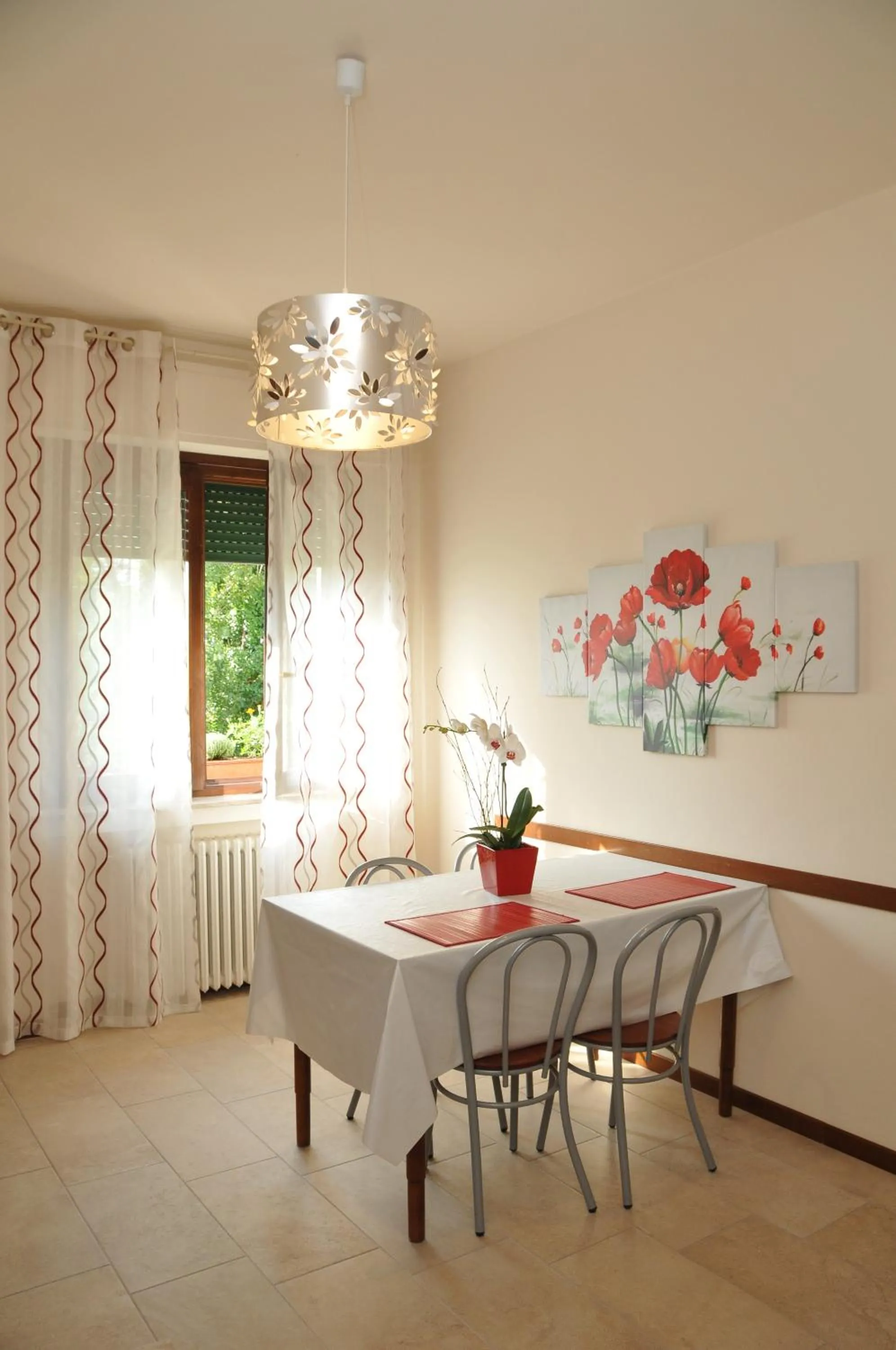 Dining area in Maura appartamenti