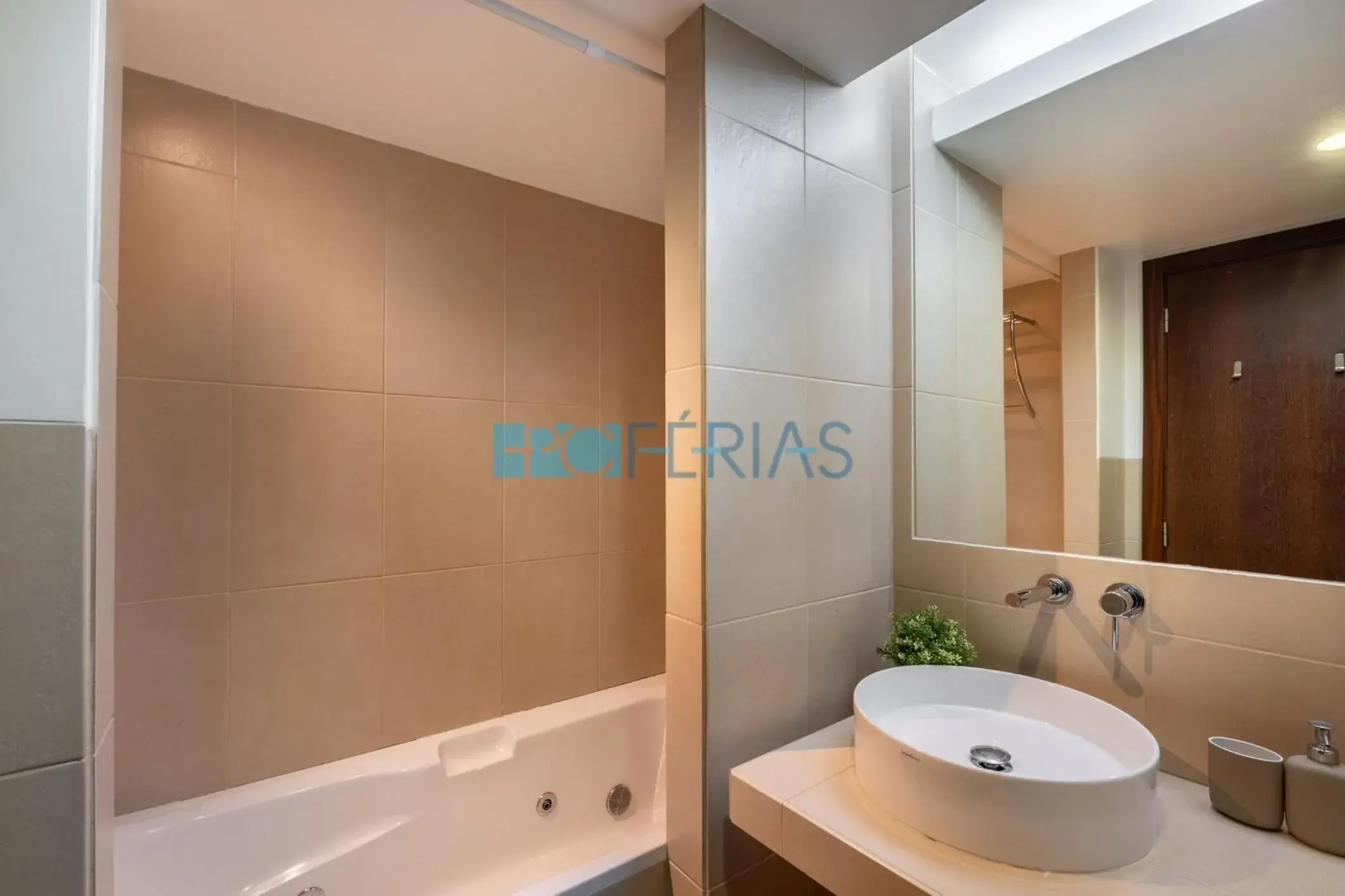 Two-Bedroom Apartment in Apartments Herdade dos Salgados by PCFerias Two-Bedroom Apartment in Apartments Herdade dos Salgados by PCFerias