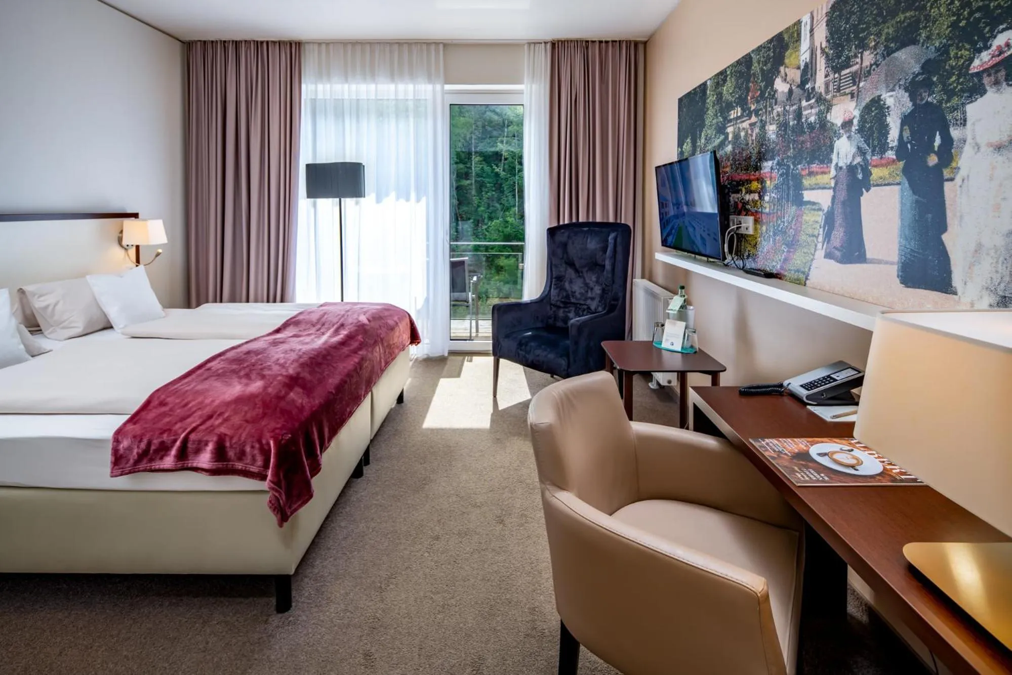 Photo of the whole room, Bed in Hotel König Albert