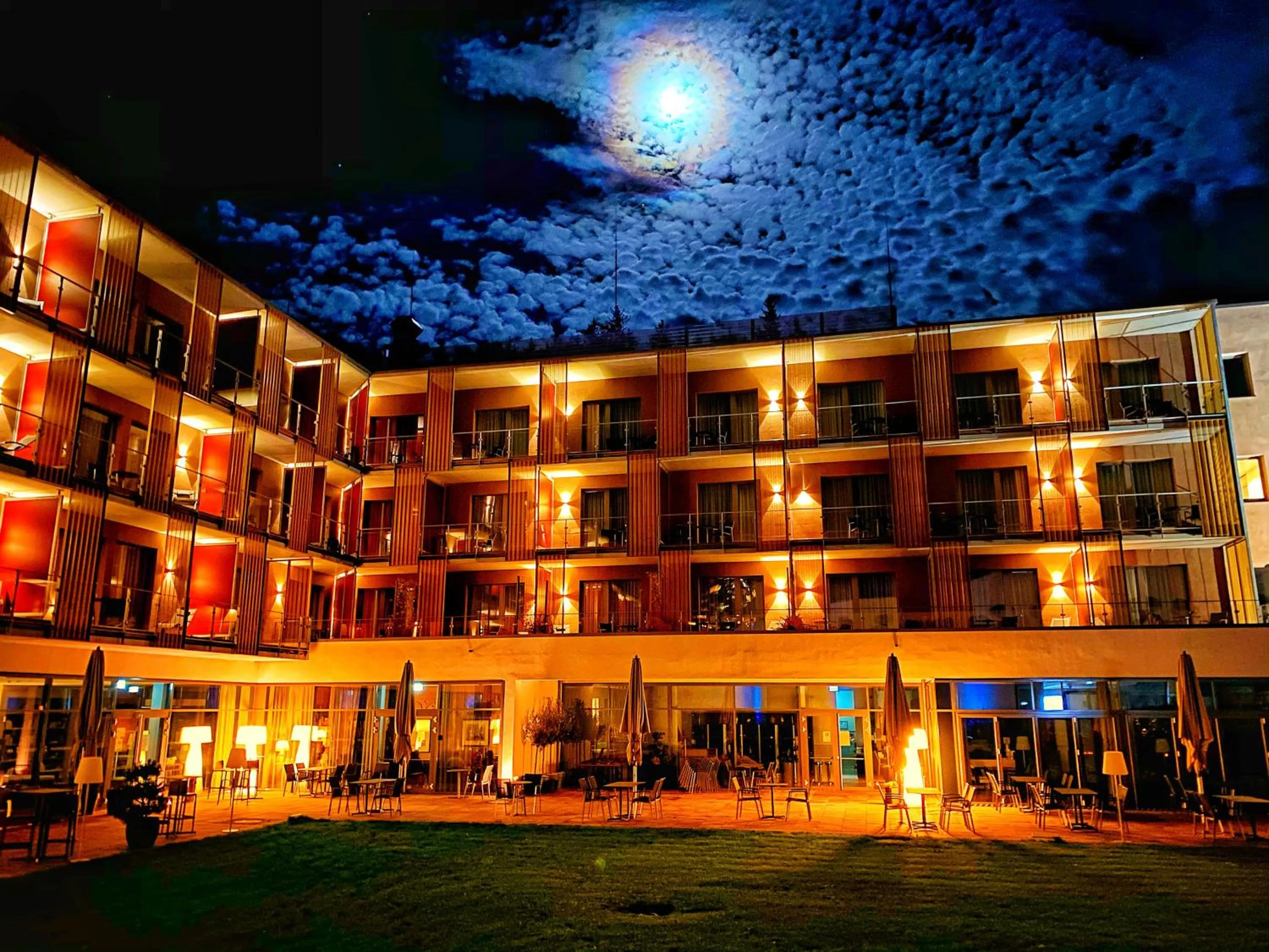 Property building in Hotel König Albert