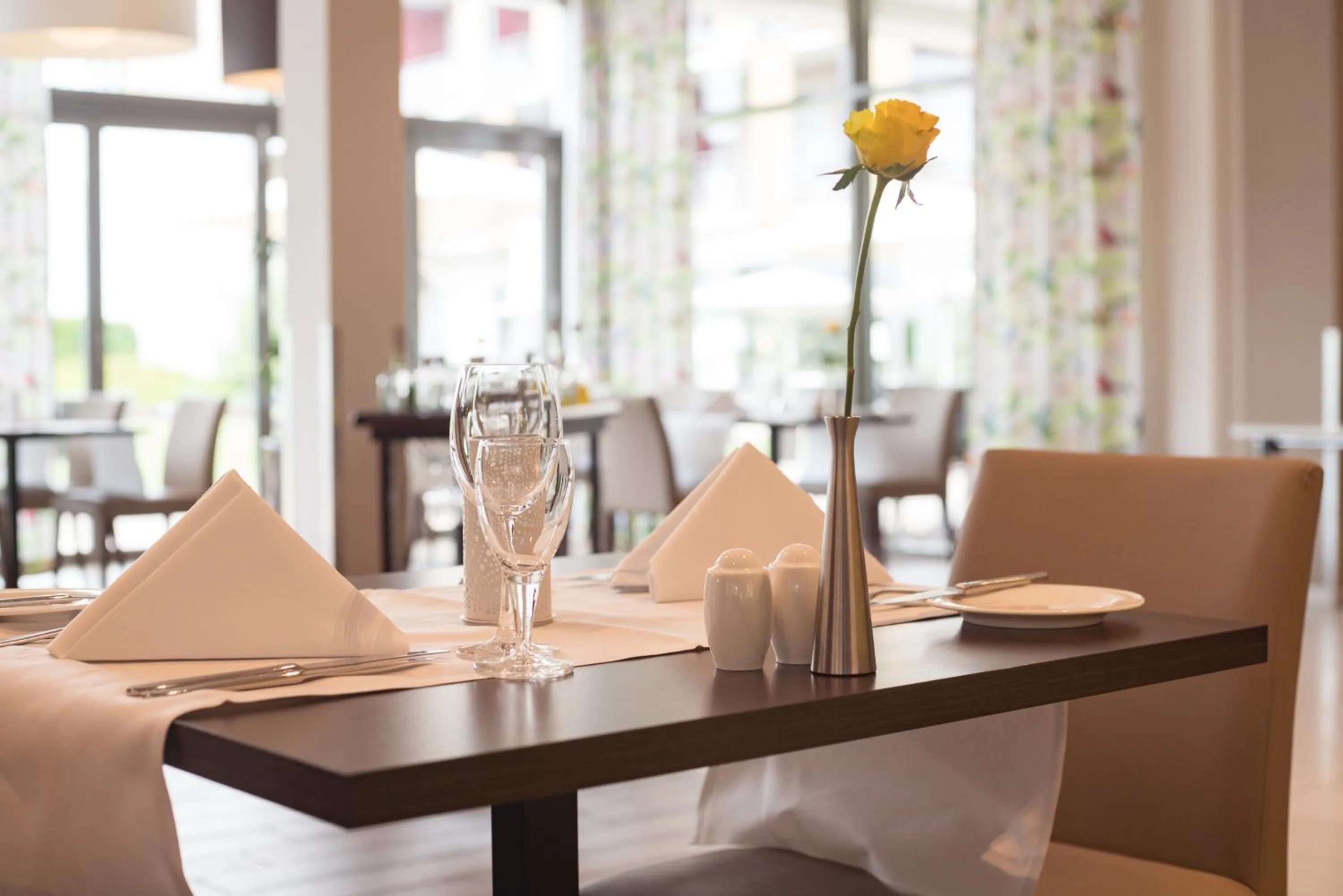 Restaurant/places to eat in Hotel König Albert