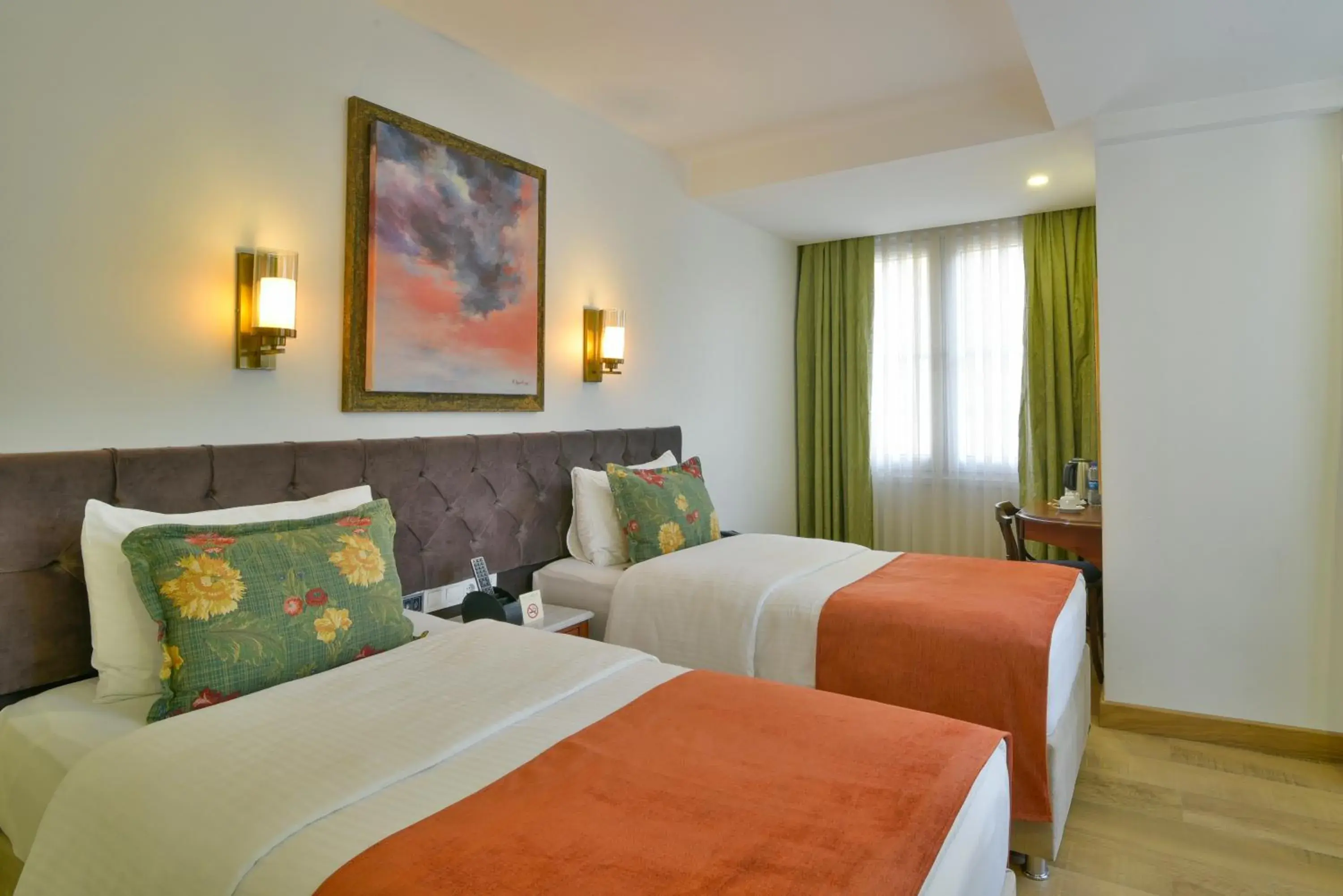 Twin Room - Non-Smoking in Istanbul Life Hotel Twin Room - Non-Smoking in Istanbul Life Hotel