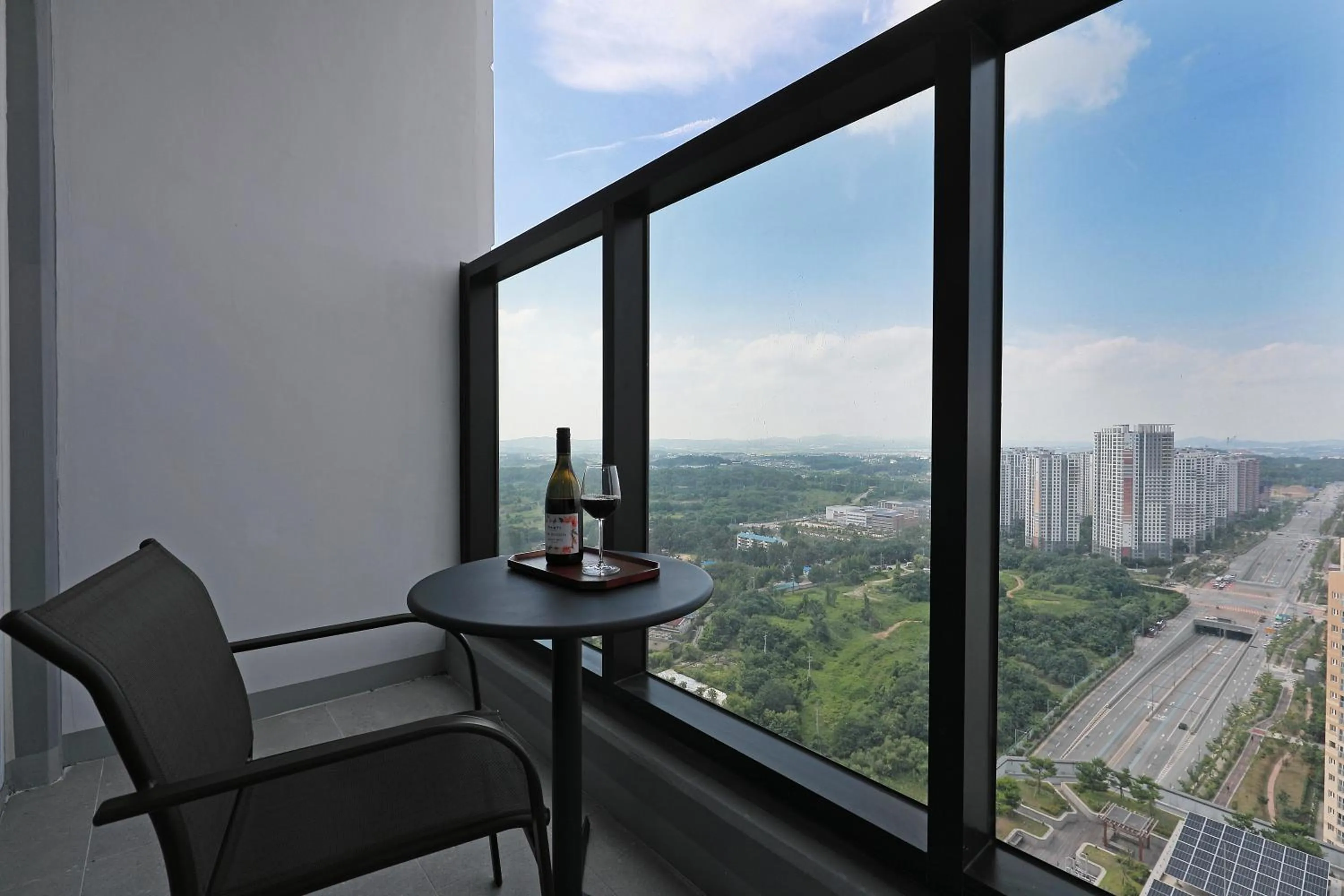Balcony/Terrace in Sota Suite Pyeongtaek Godeok branch