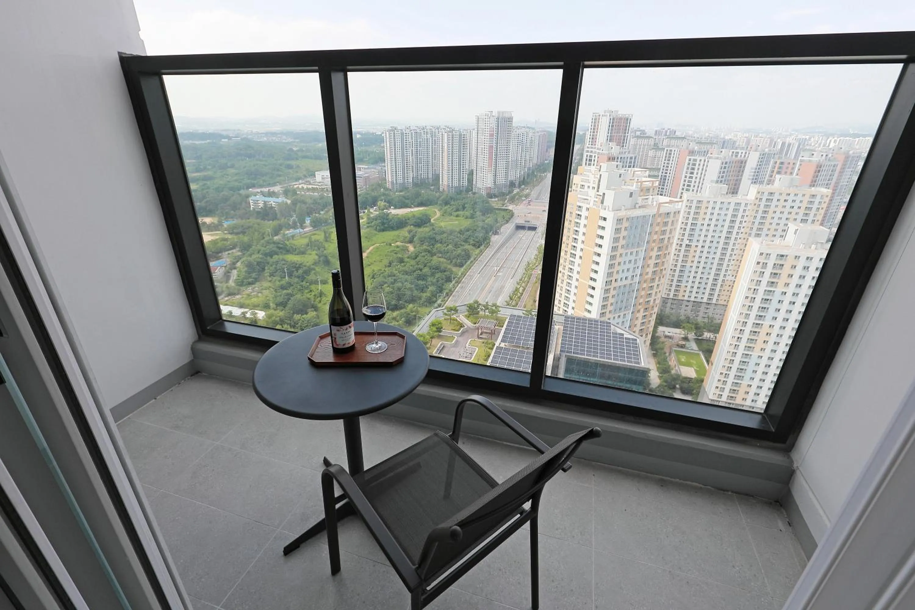 Balcony/Terrace in Sota Suite Pyeongtaek Godeok branch