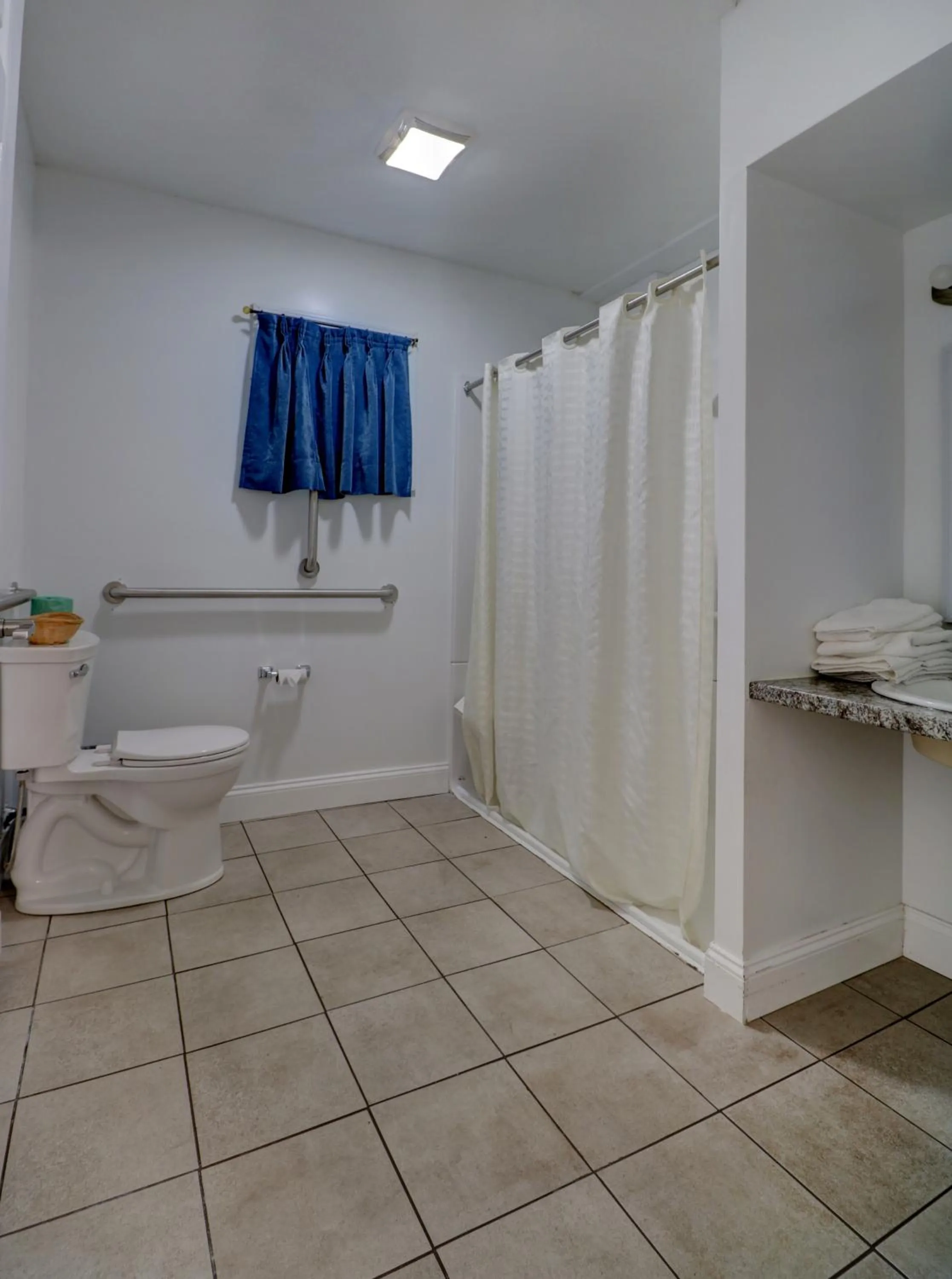 Brookside Inn & Cottages