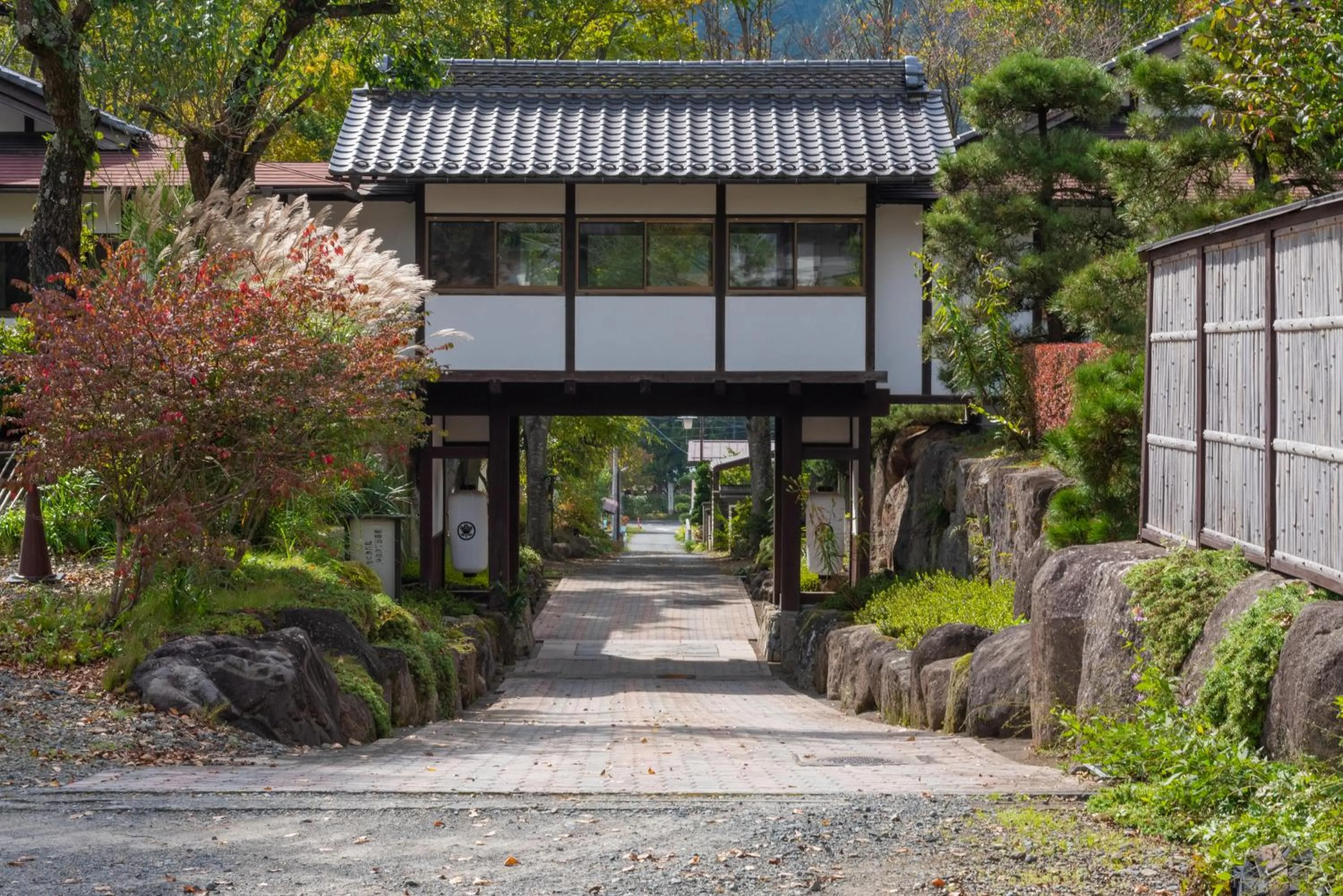 Property building in Shojuen