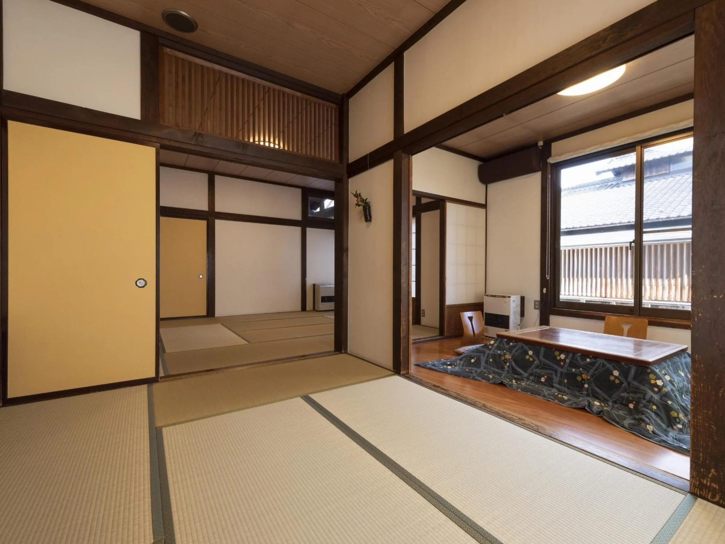 Photo of the whole room in Shojuen