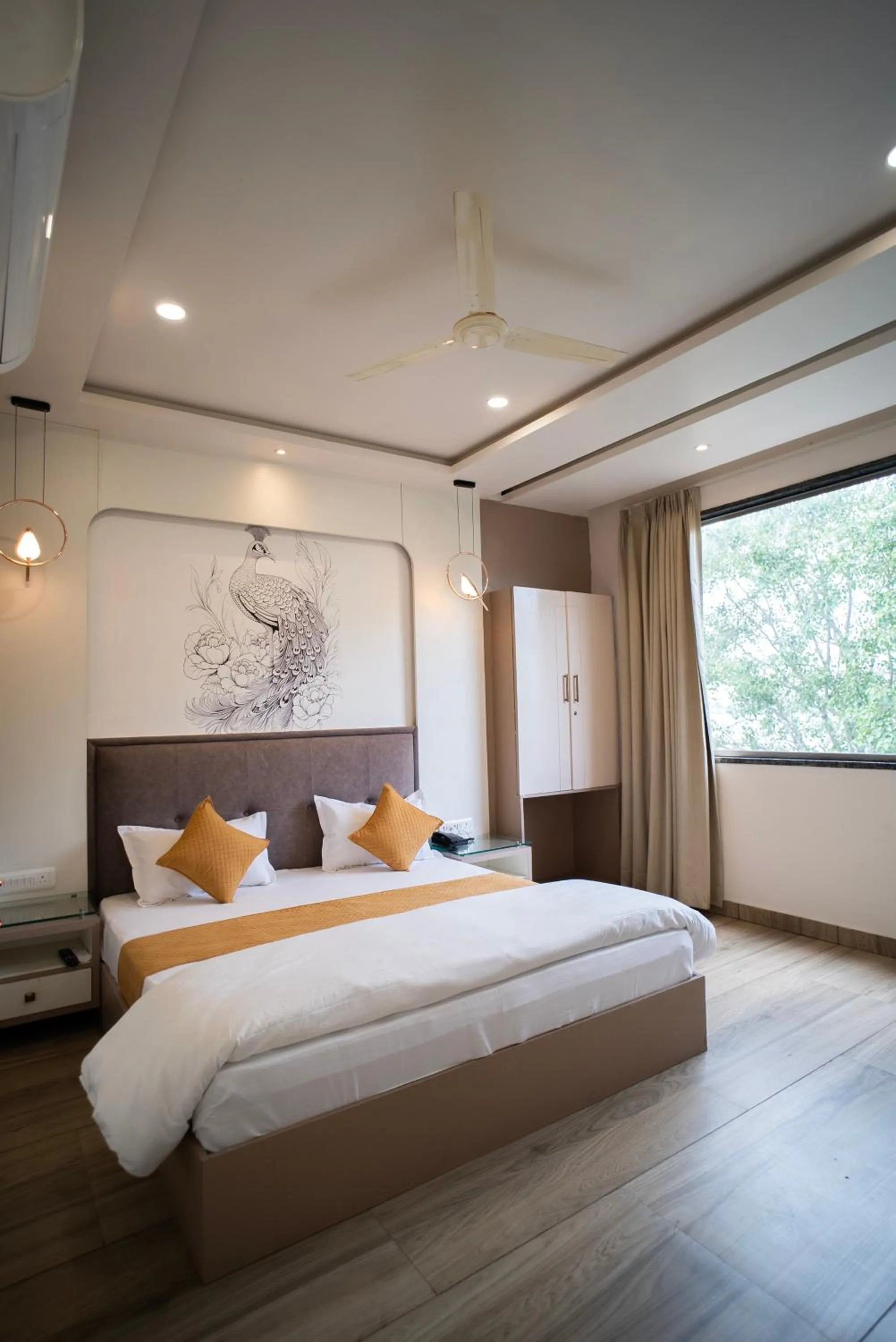 Bedroom, Bed in The White Roots Hotel