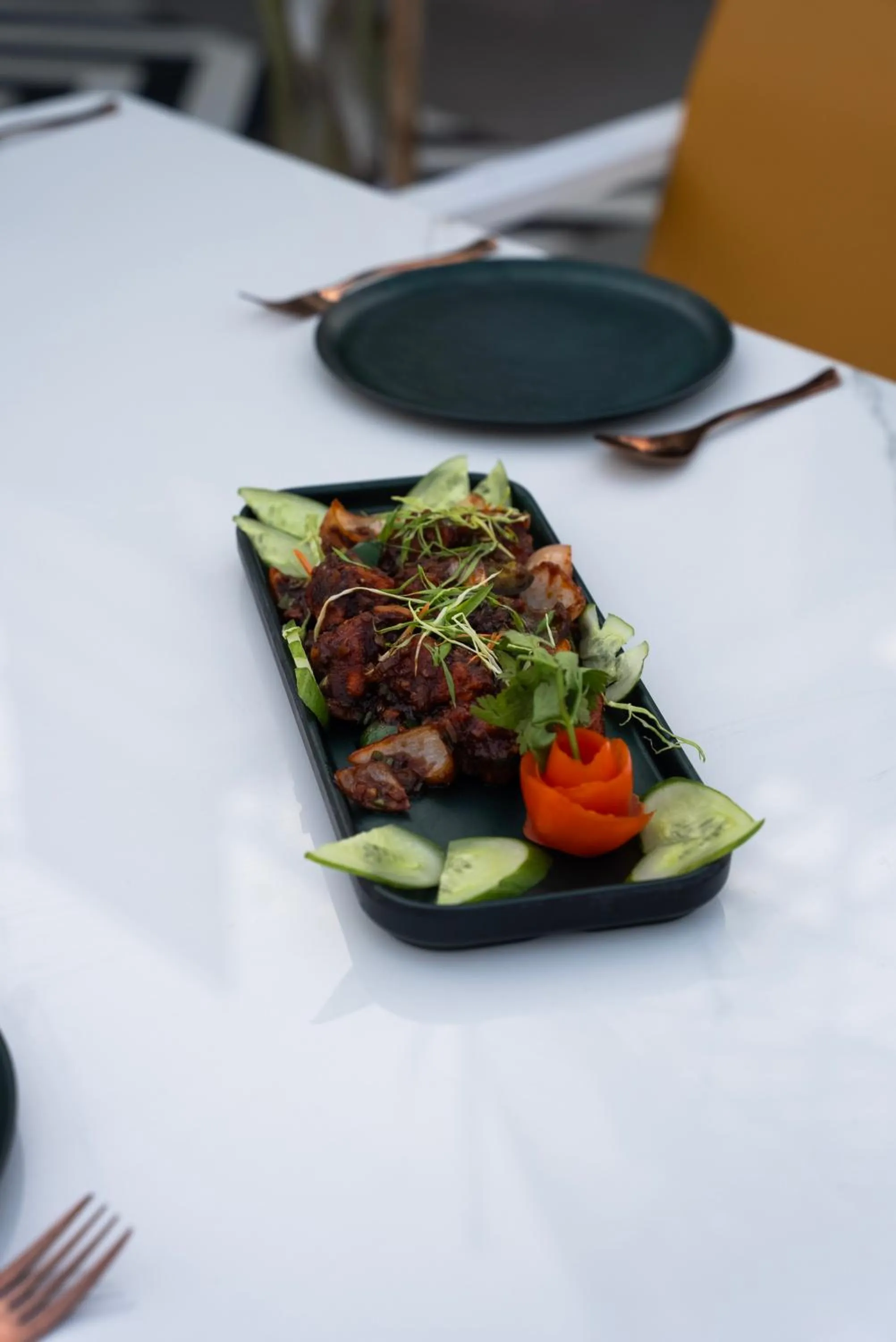 Restaurant/places to eat in The White Roots Hotel