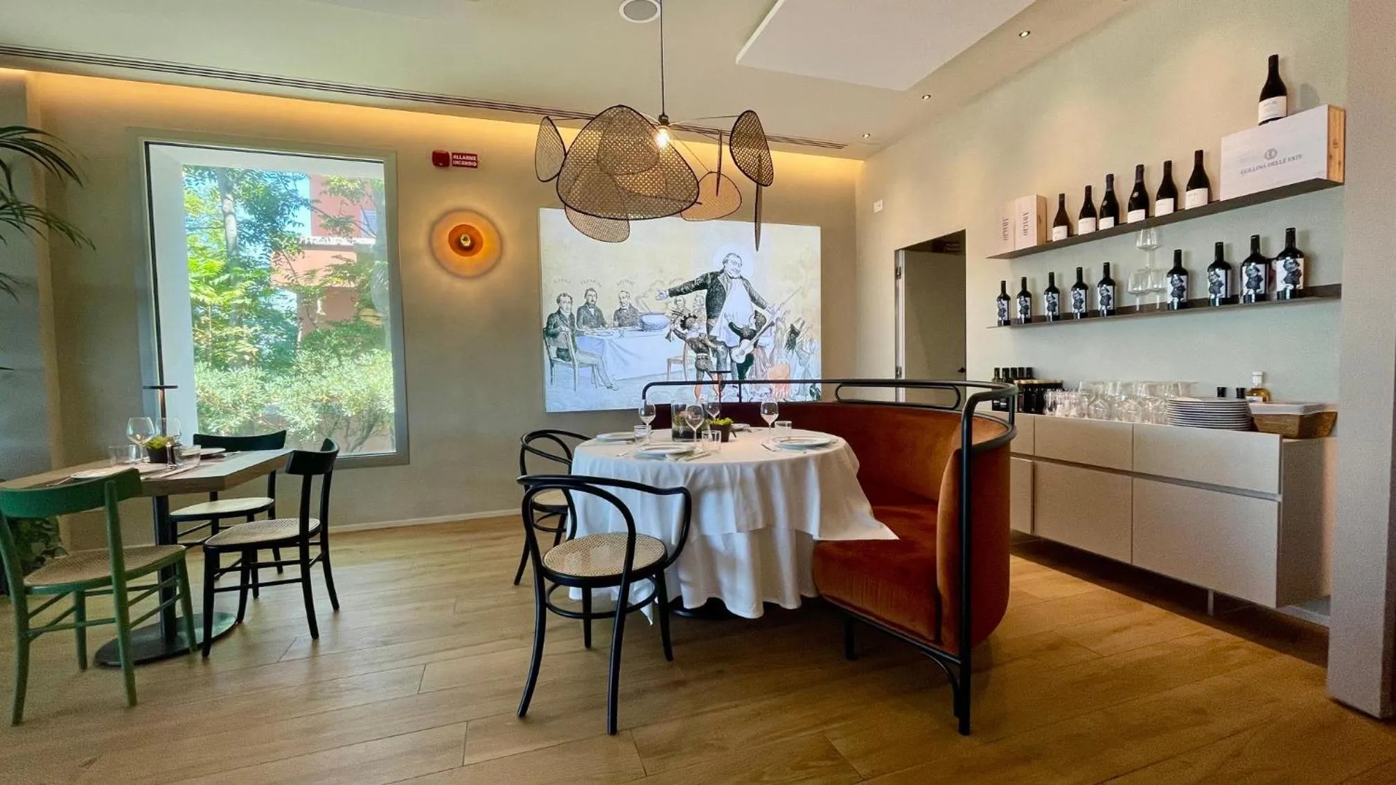 Restaurant/places to eat in Opera Suite Hotel Pesaro