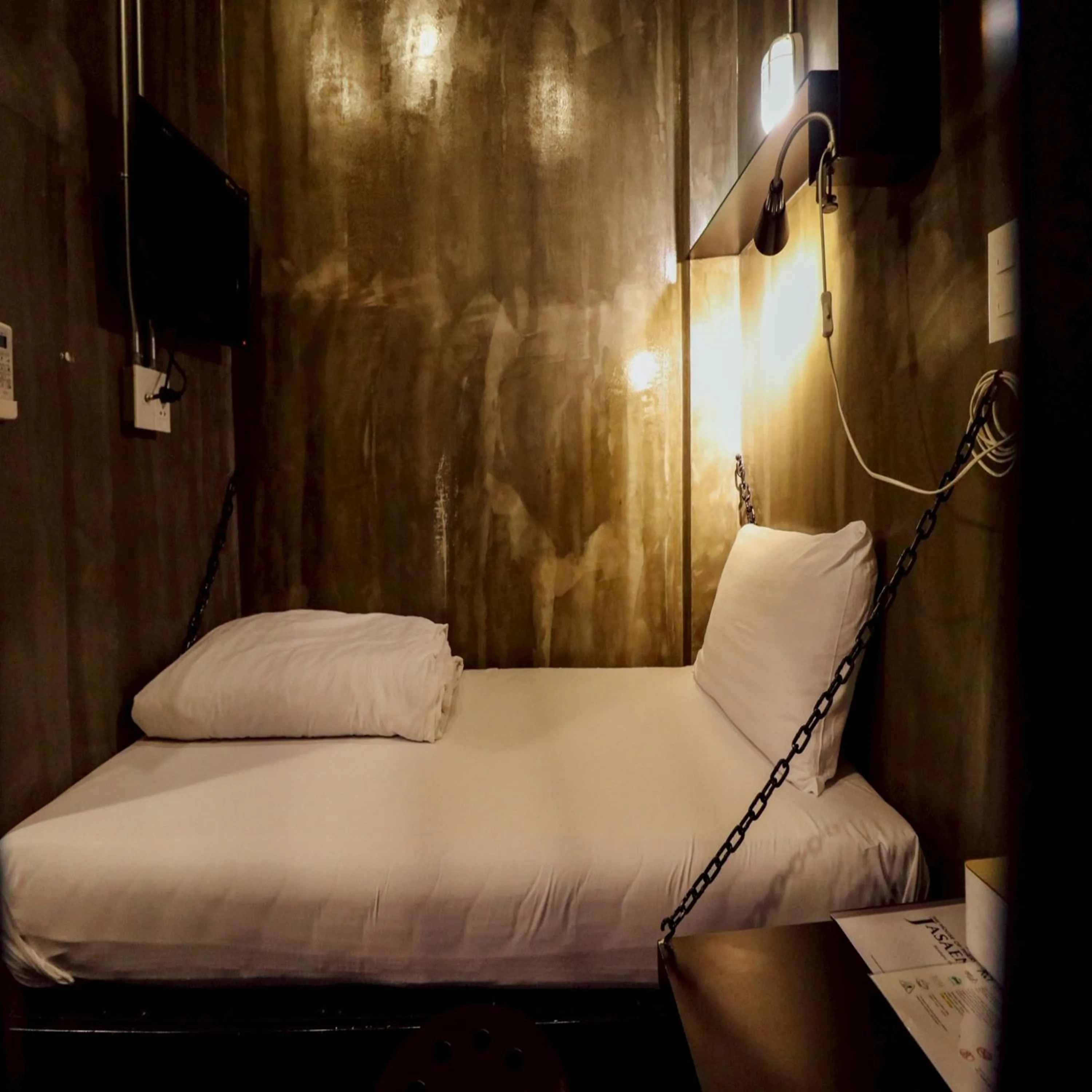 Photo of the whole room, Bed in Collection O Jasaen Stylish Boutique Hotel