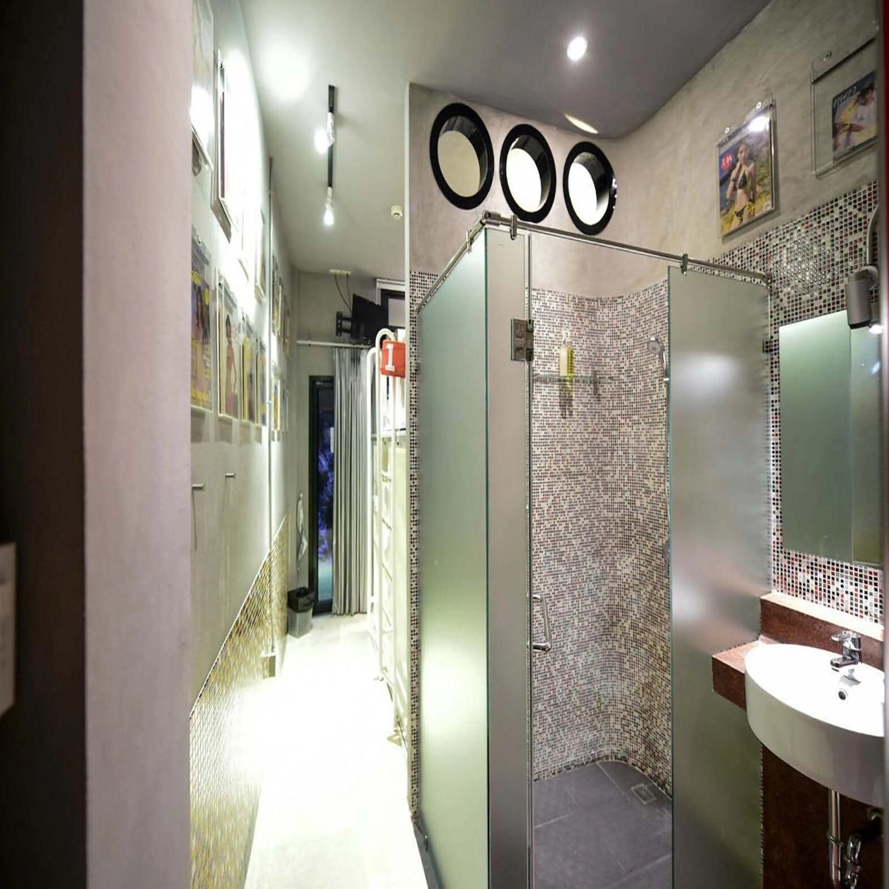 Bathroom in Collection O Jasaen Stylish Boutique Hotel