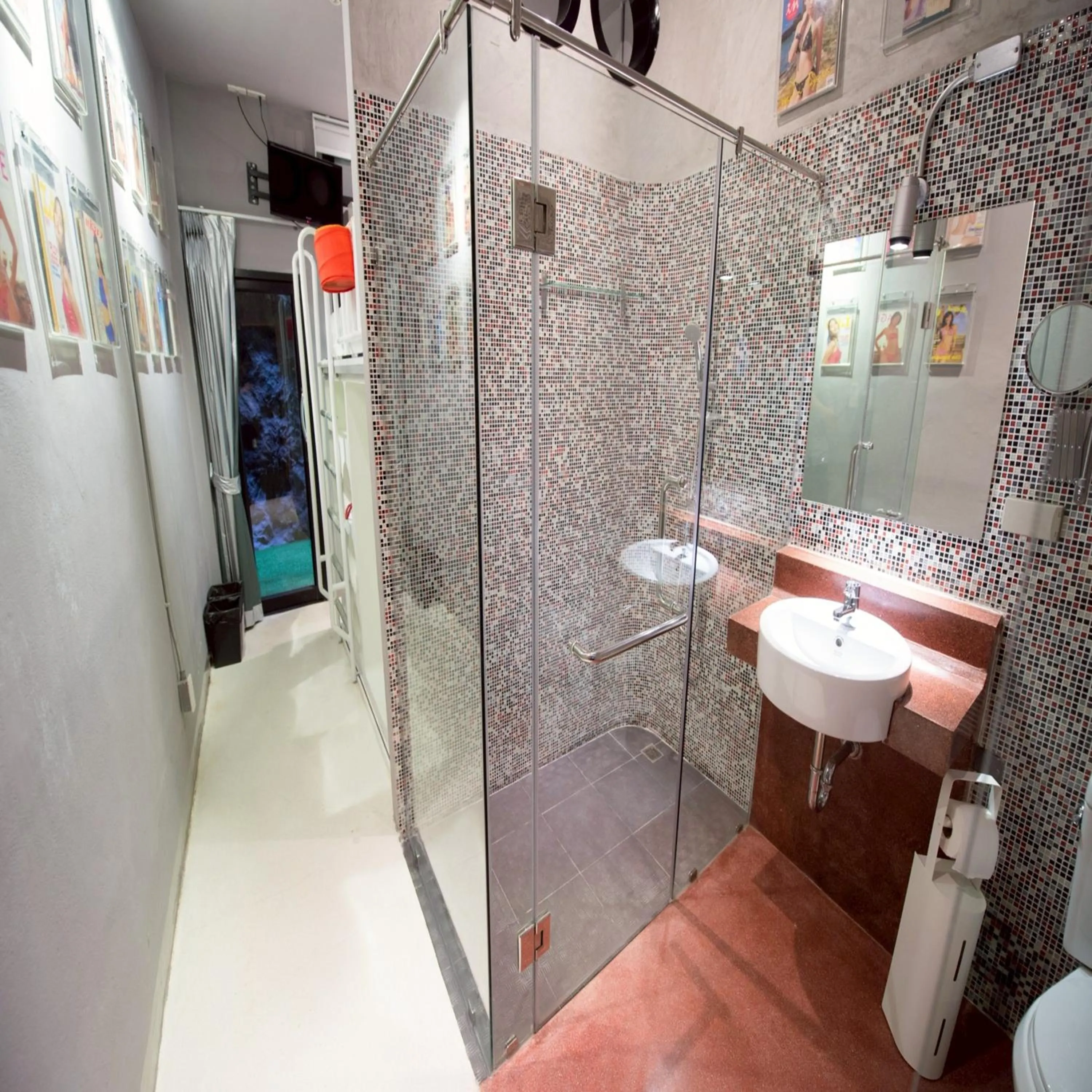 Bathroom in Collection O Jasaen Stylish Boutique Hotel