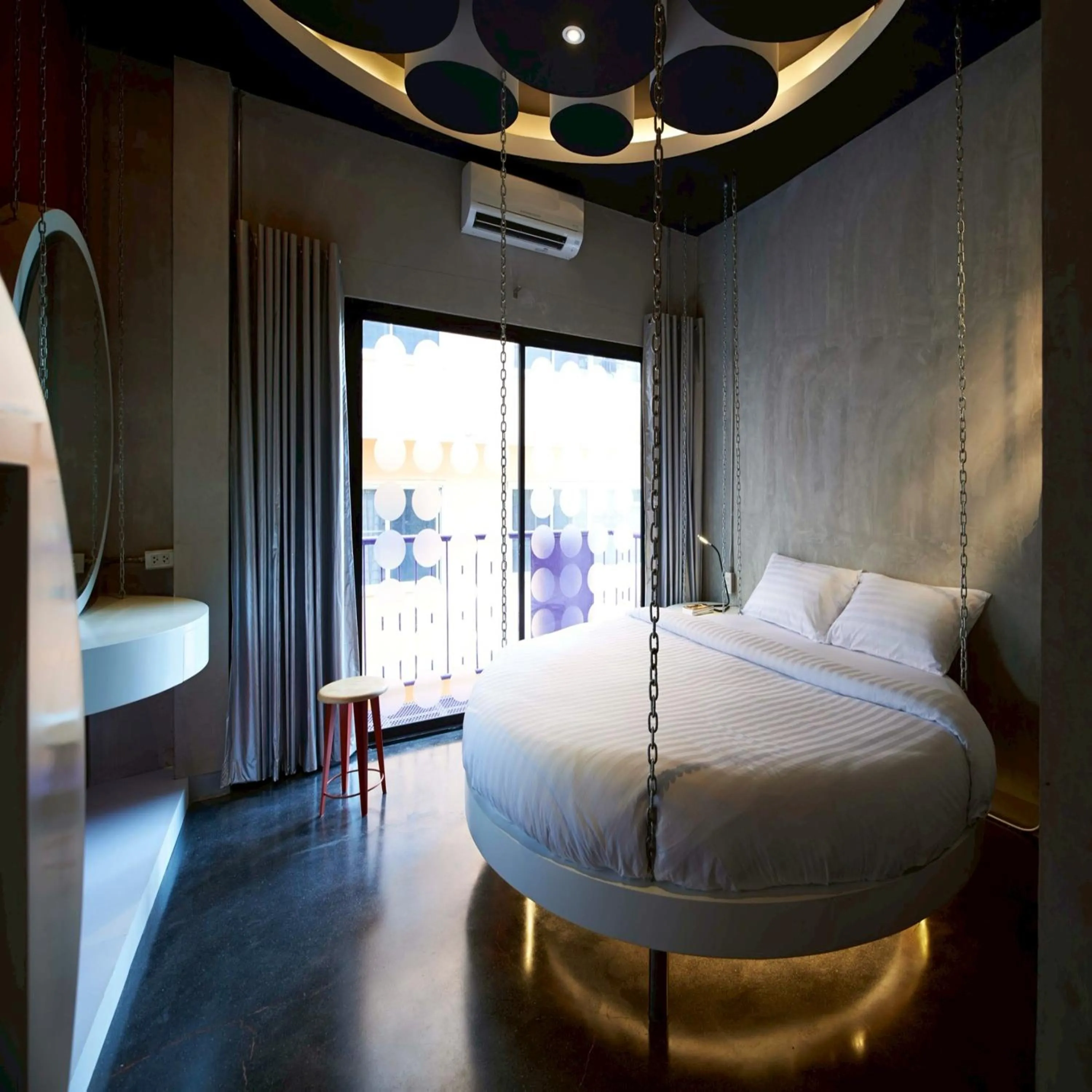 Photo of the whole room, Bed in Collection O Jasaen Stylish Boutique Hotel