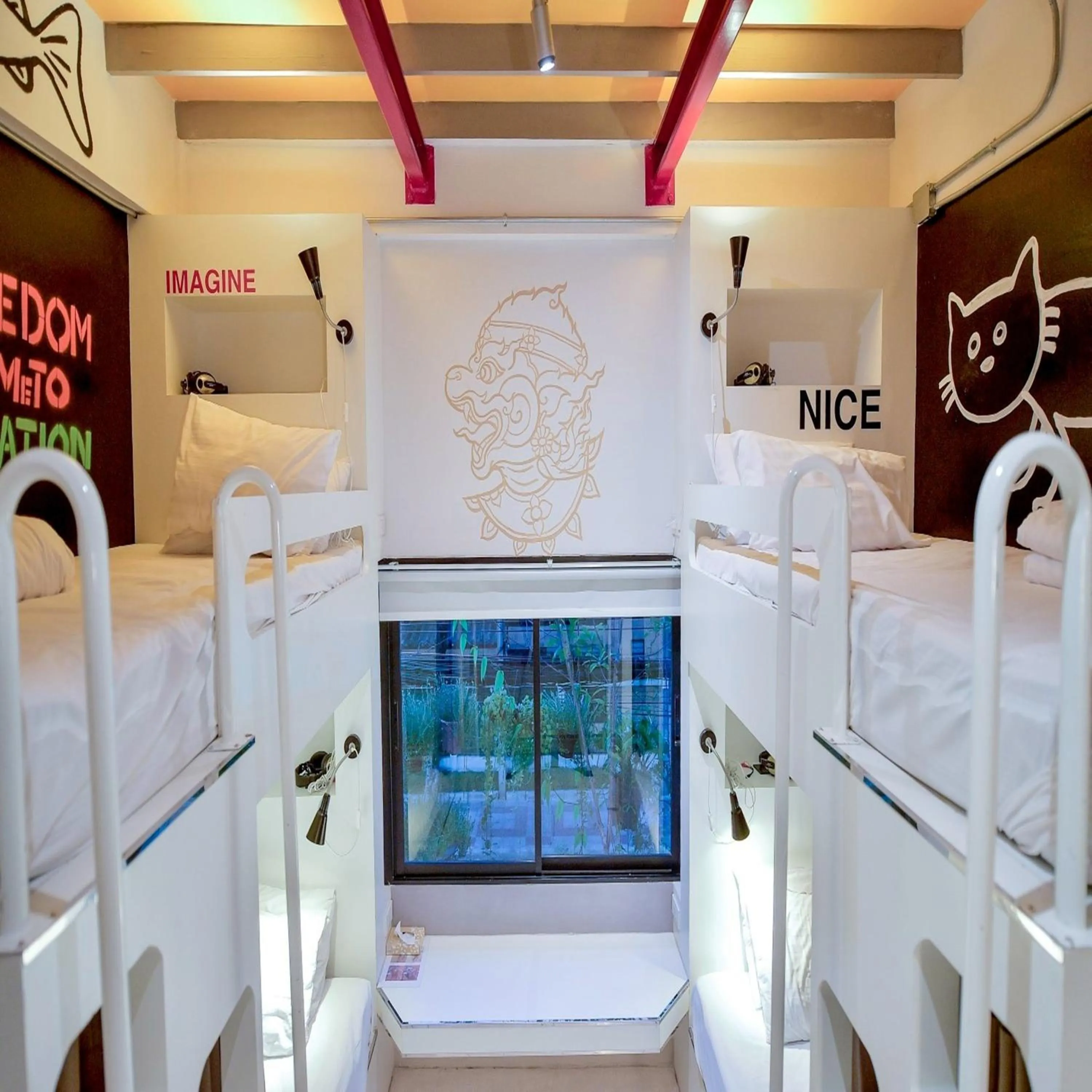 Photo of the whole room, Bed in Collection O Jasaen Stylish Boutique Hotel