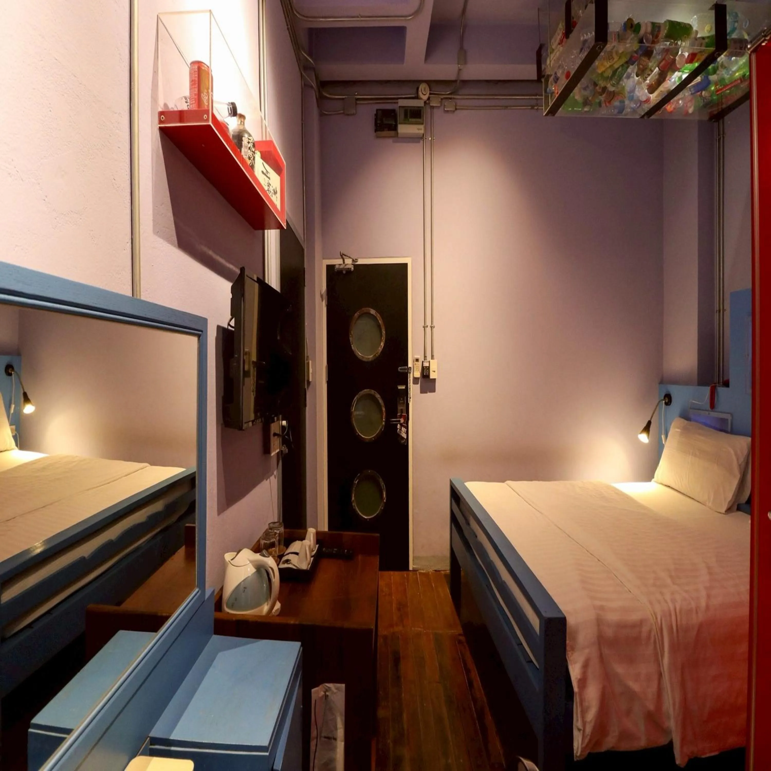 Photo of the whole room, Bed in Collection O Jasaen Stylish Boutique Hotel