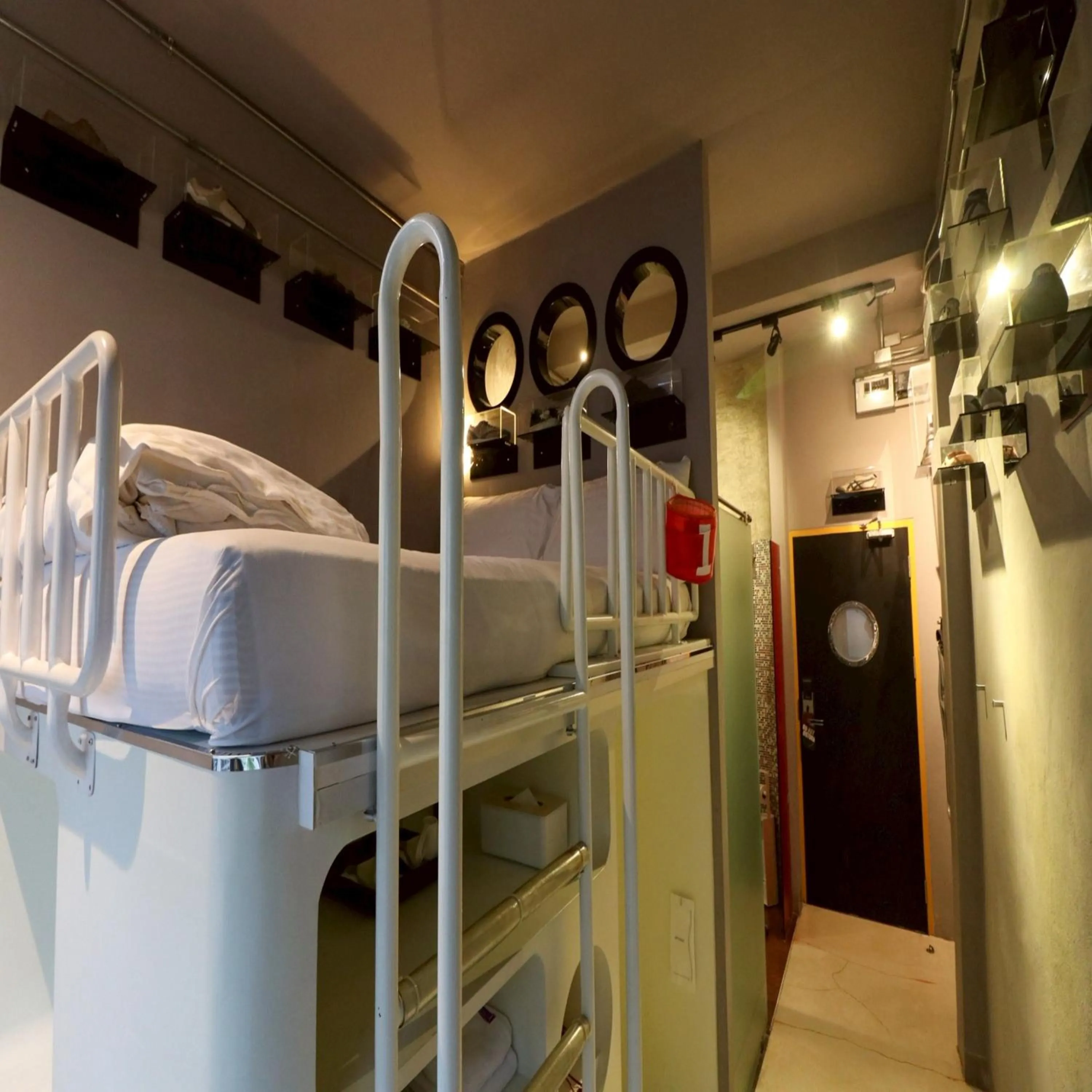 Photo of the whole room, Bed in Collection O Jasaen Stylish Boutique Hotel