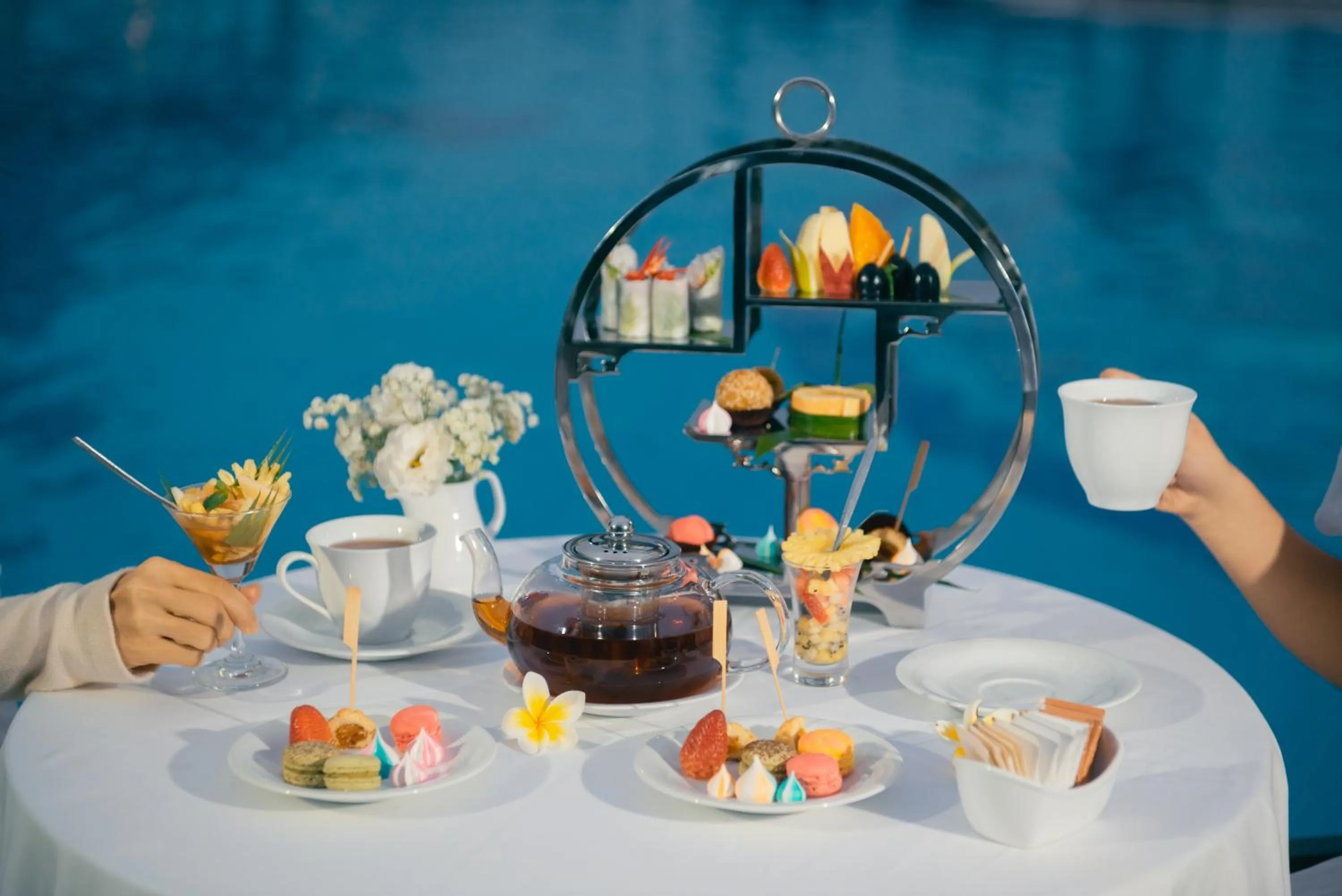 Coffee/tea facilities in Vinpearl Resort & Spa Ha Long