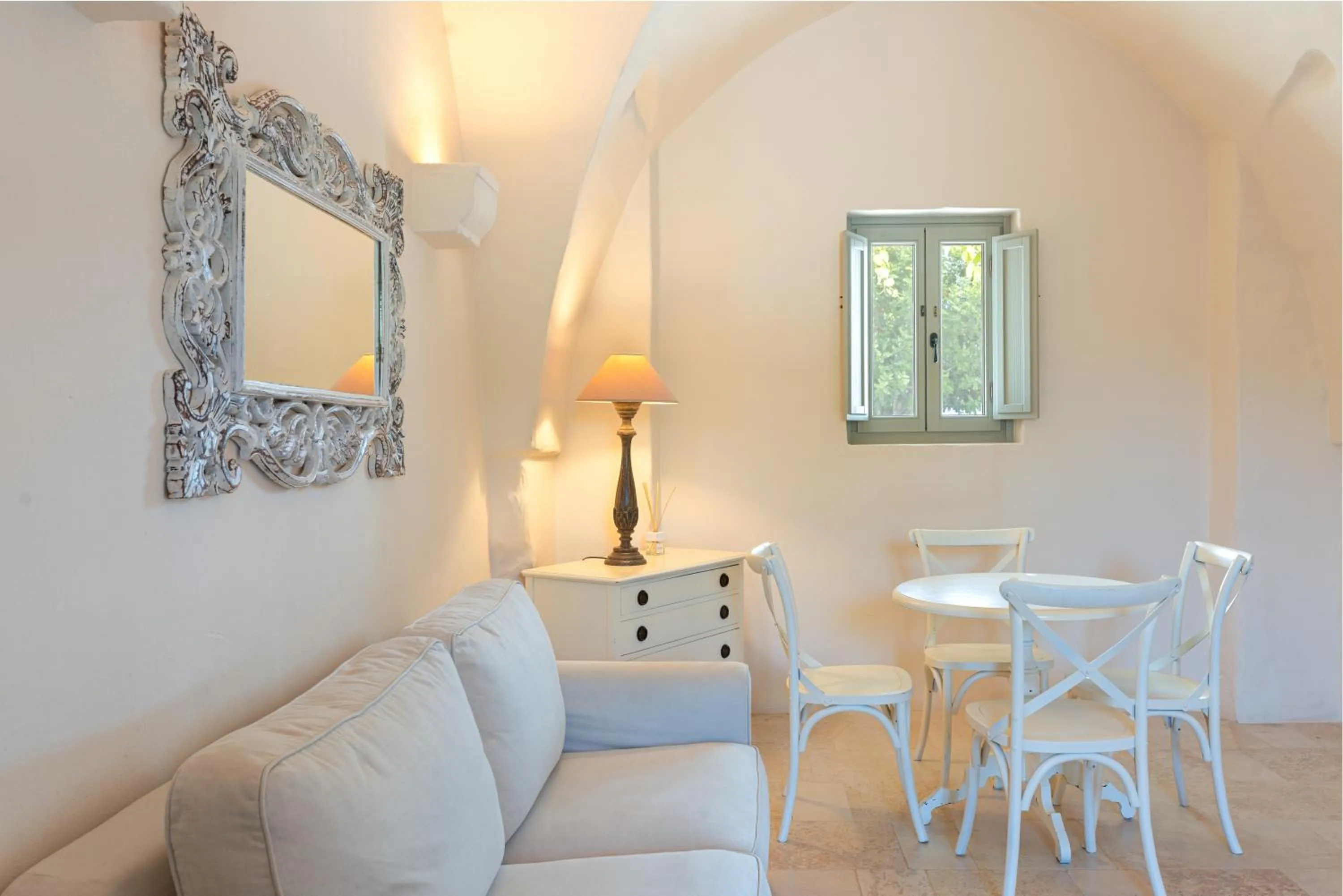 Living room in Masseria Le Carrube