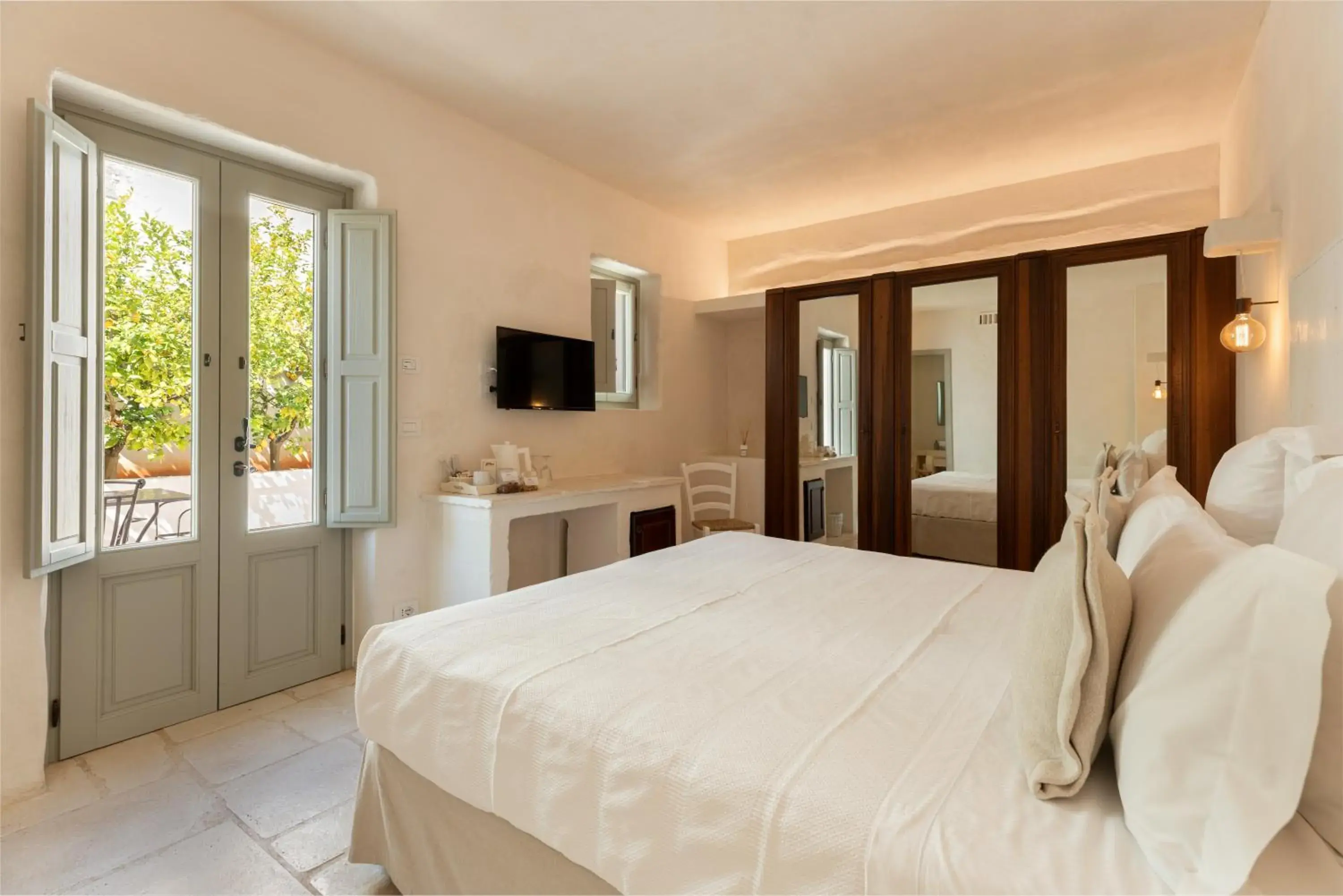 Double Room in Masseria Le Carrube Double Room in Masseria Le Carrube