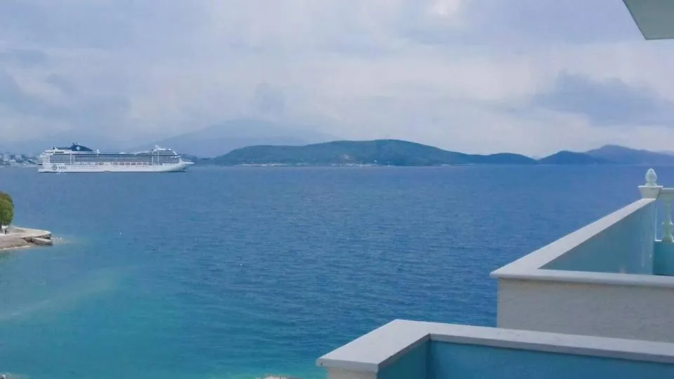 Kalemi's Beachside Hotel