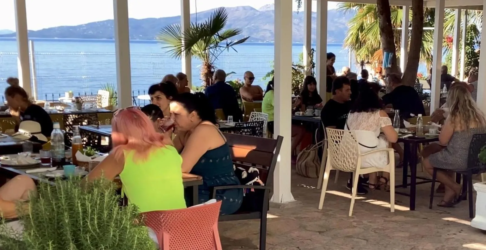 Kalemi's Beachside Hotel