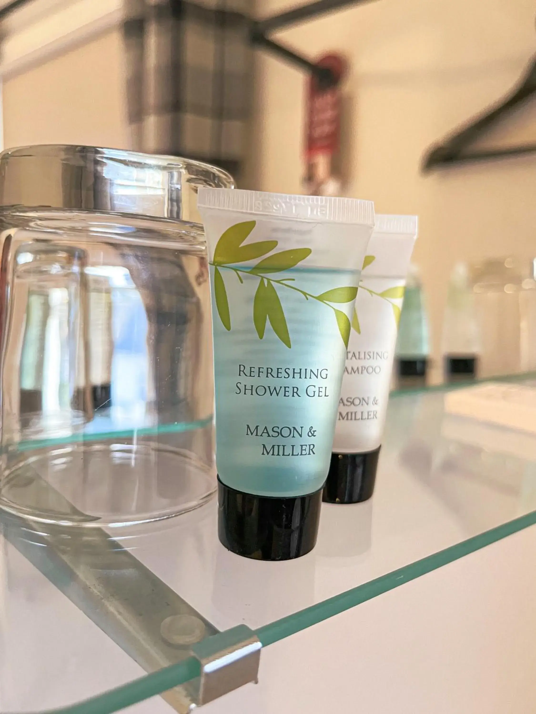 Standard Twin Room in Crown and Anchor Inn Standard Twin Room in Crown and Anchor Inn