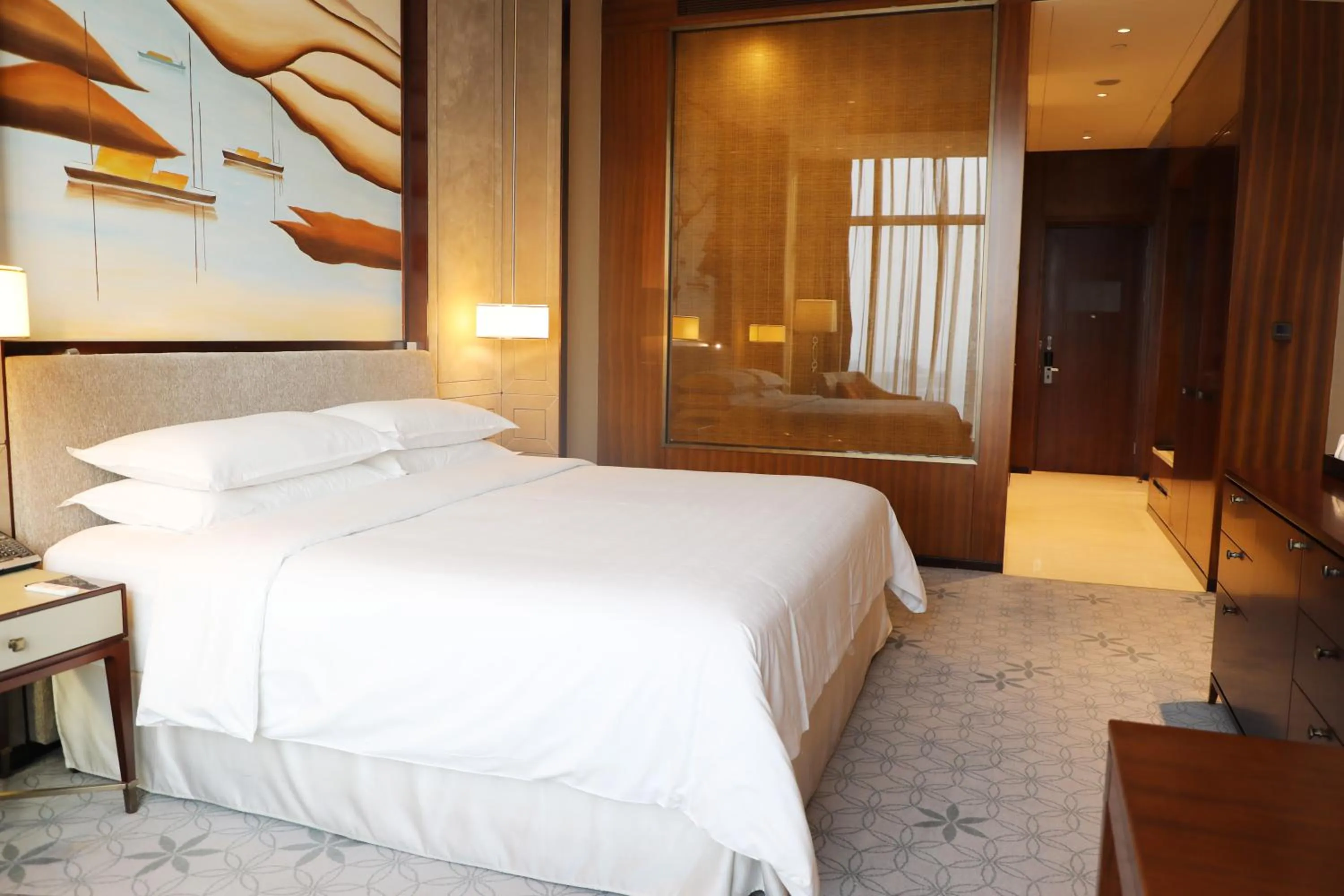 Bed in Sheraton Shanghai Jiading Hotel