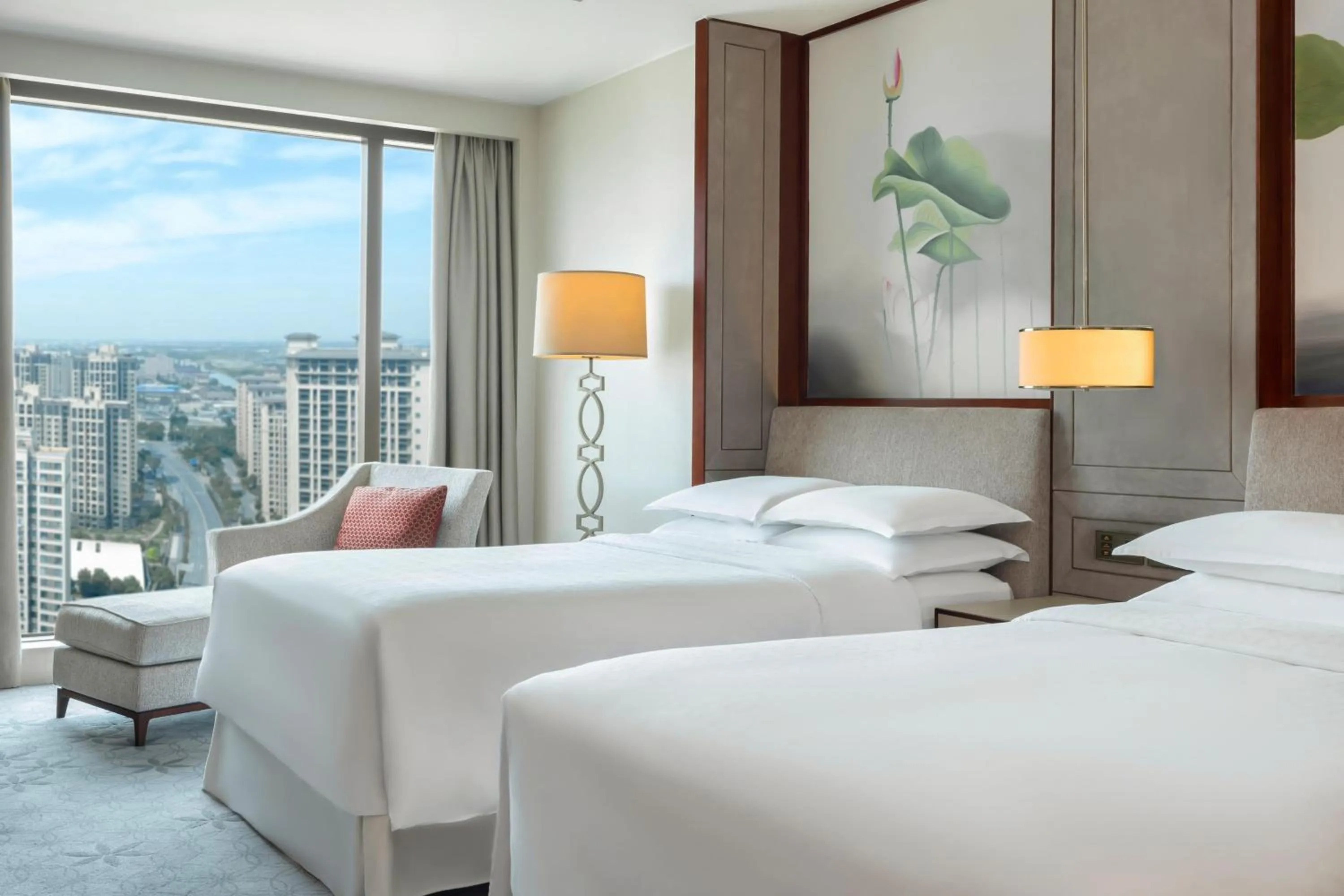 Photo of the whole room, Bed in Sheraton Shanghai Jiading Hotel