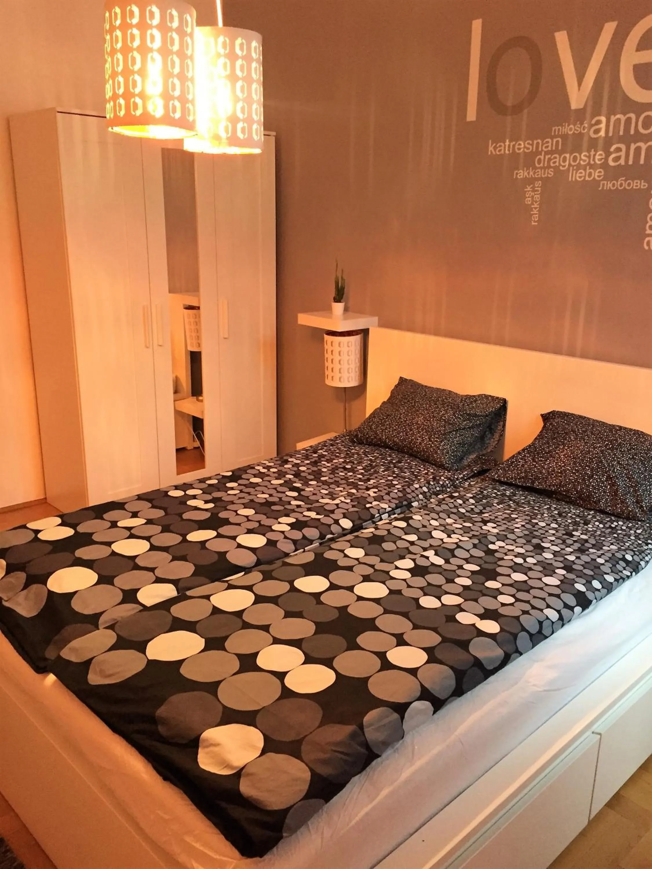 Bedroom, Bed in Gozsdu Apartment