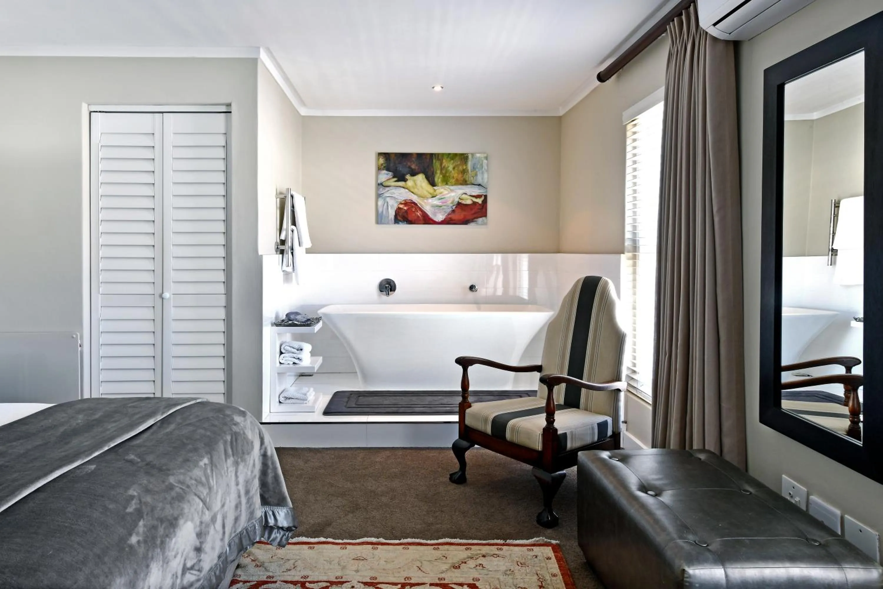 Bedroom, Bed in Le Petit Bijou