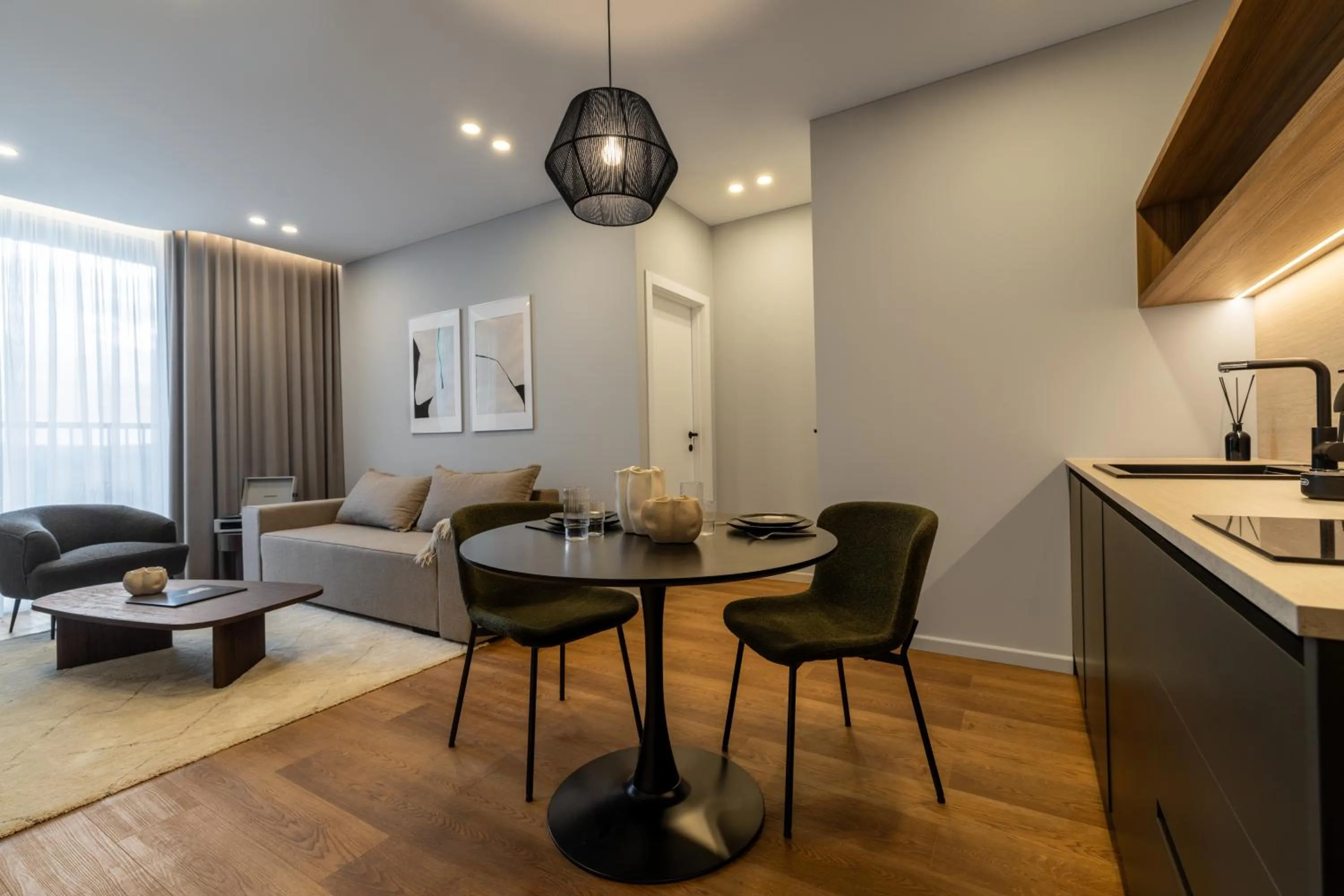 Kitchen or kitchenette in Aparthotel Nemunas